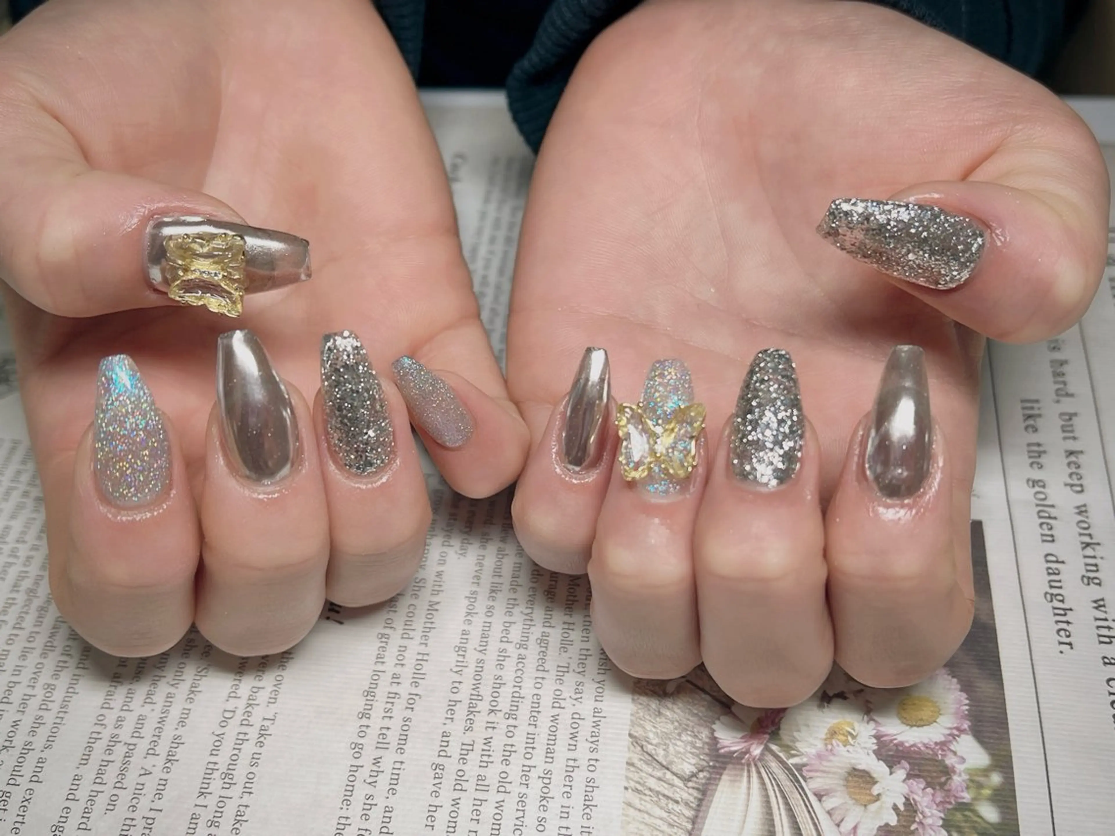 ネイル Rarity ネイルサロンのネイルデザイン