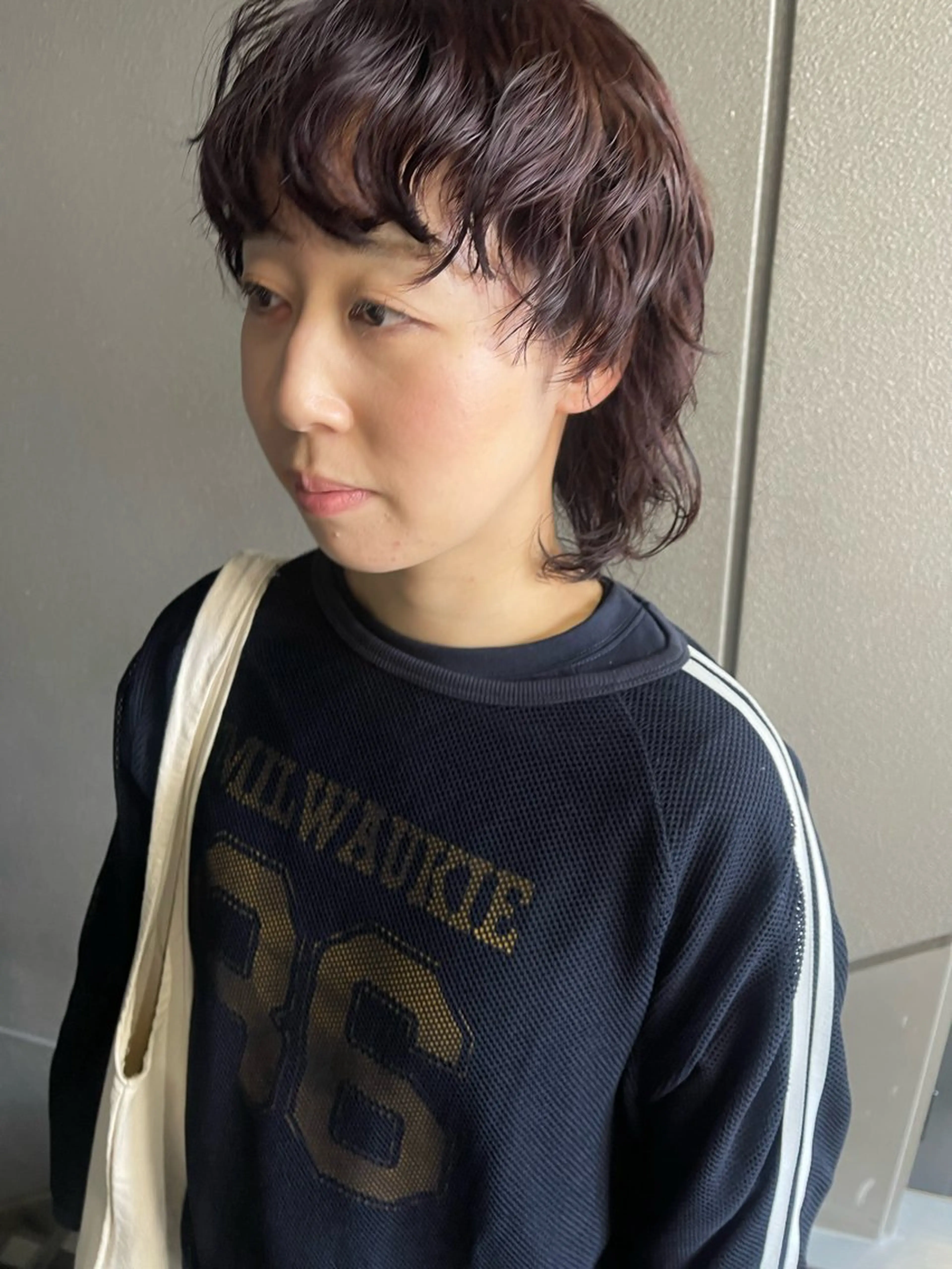 ショート カラー カット パーマ トリートメント 💓パーマ，💗 レイヤーカットのヘアスタイル