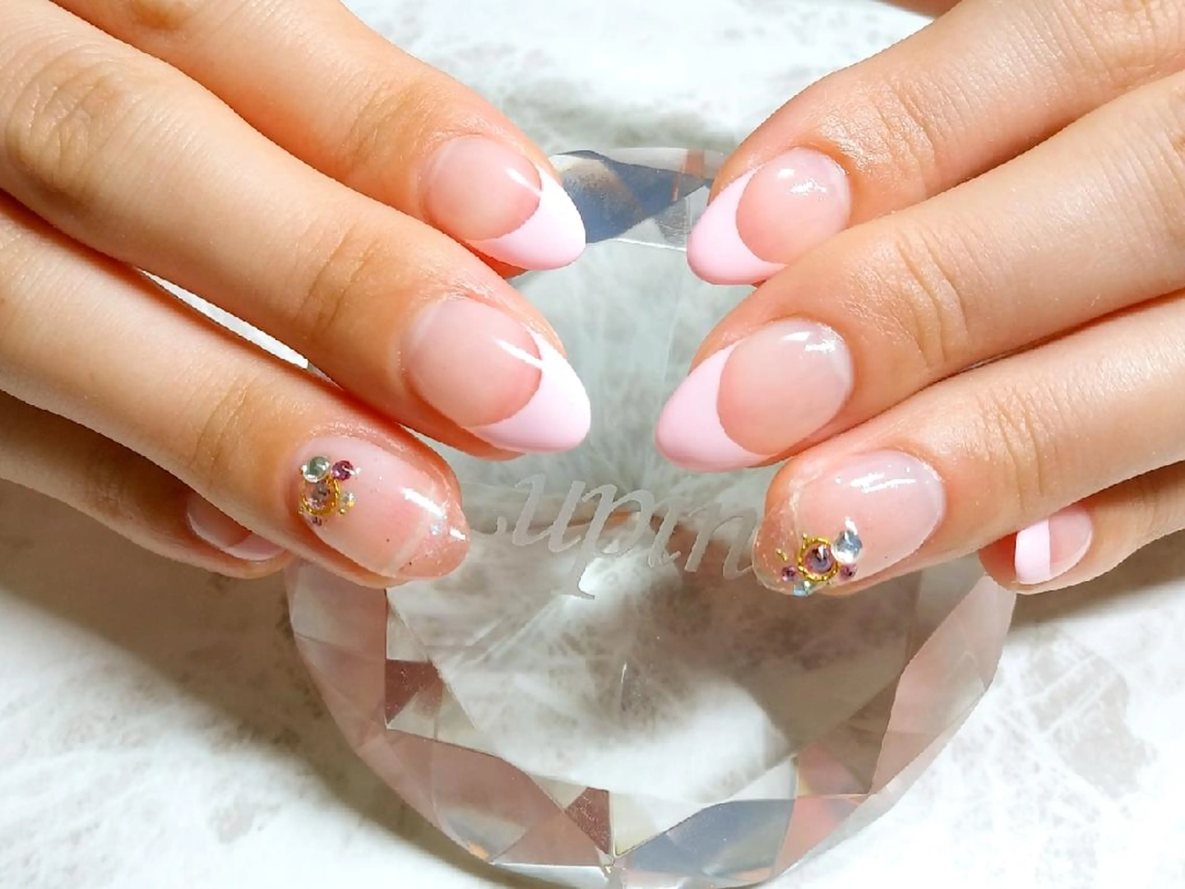 ネイル フレンチネイル ハンドネイル フットネイル Lupinus ルピナスのネイルデザイン