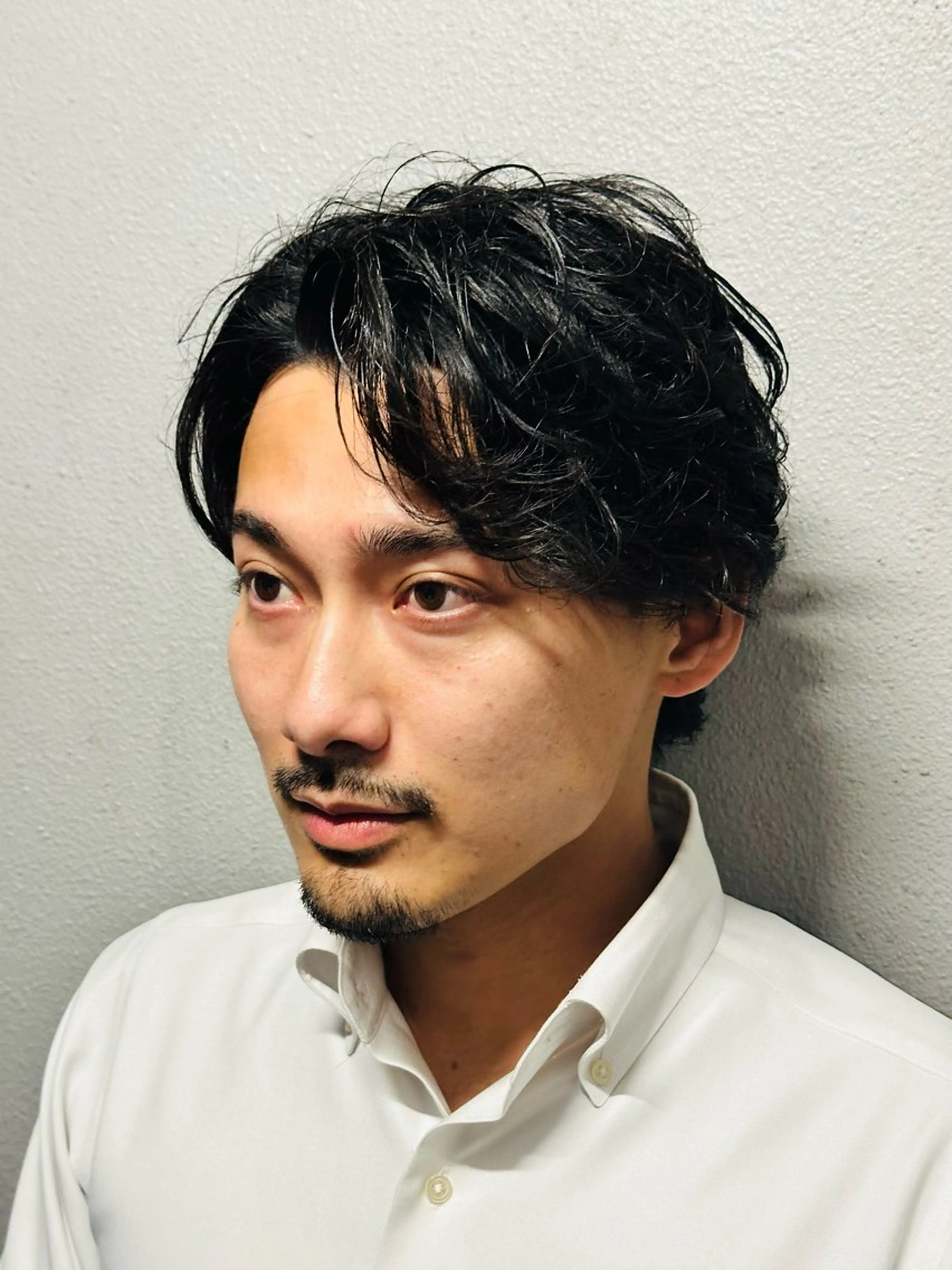 ミディアム パーマ メンズ カット パーマ ヘアセット TAKUMI/銀座/ ビジネス/フェードのヘアスタイル