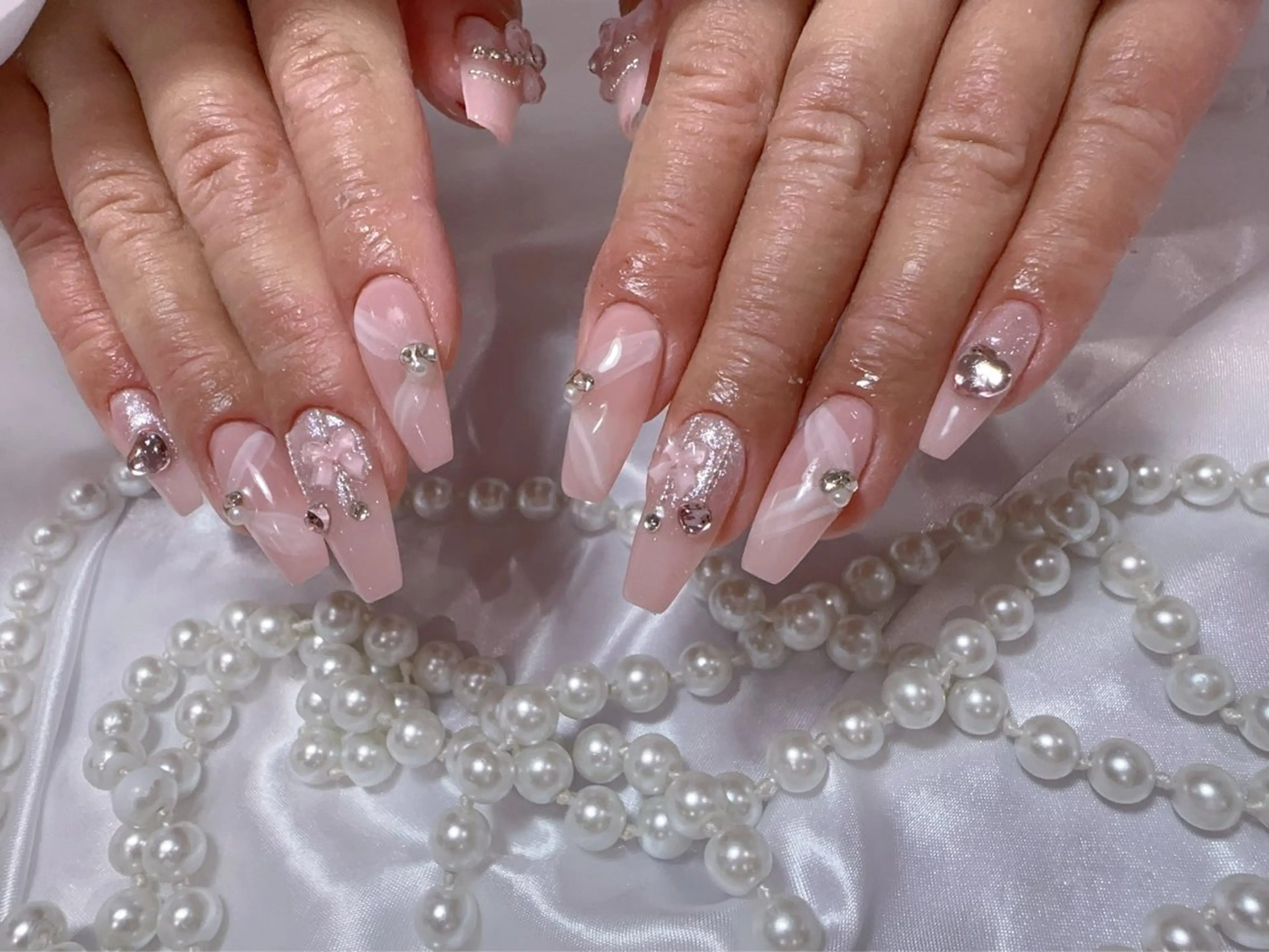 ネイル アートネイル フラッシュネイル フレンチネイル ジェルネイル ガラスフレンチ ハンドネイル You&Me Miyuのネイルデザイン