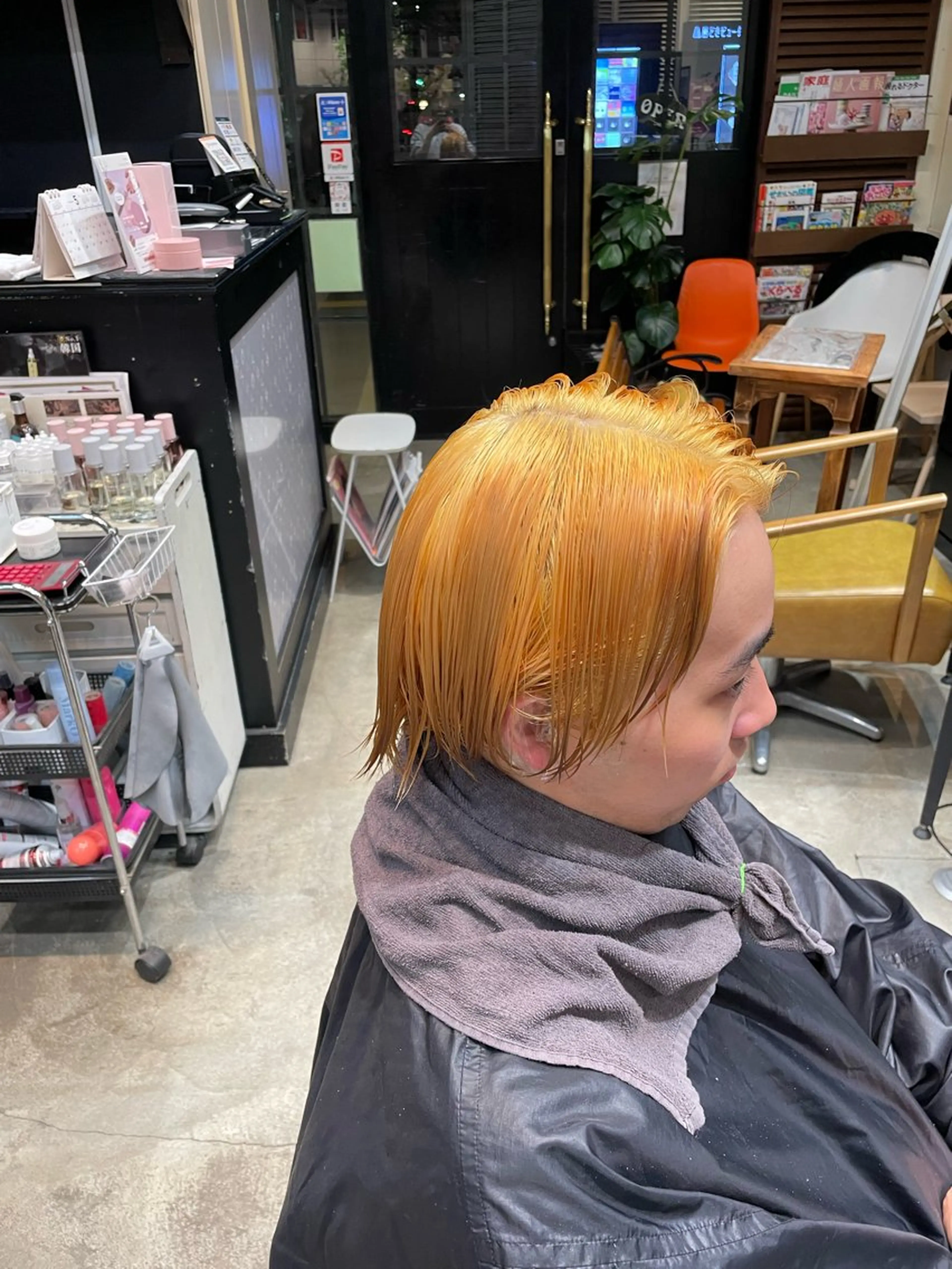 ショート カラー 草間 翔登のヘアスタイル