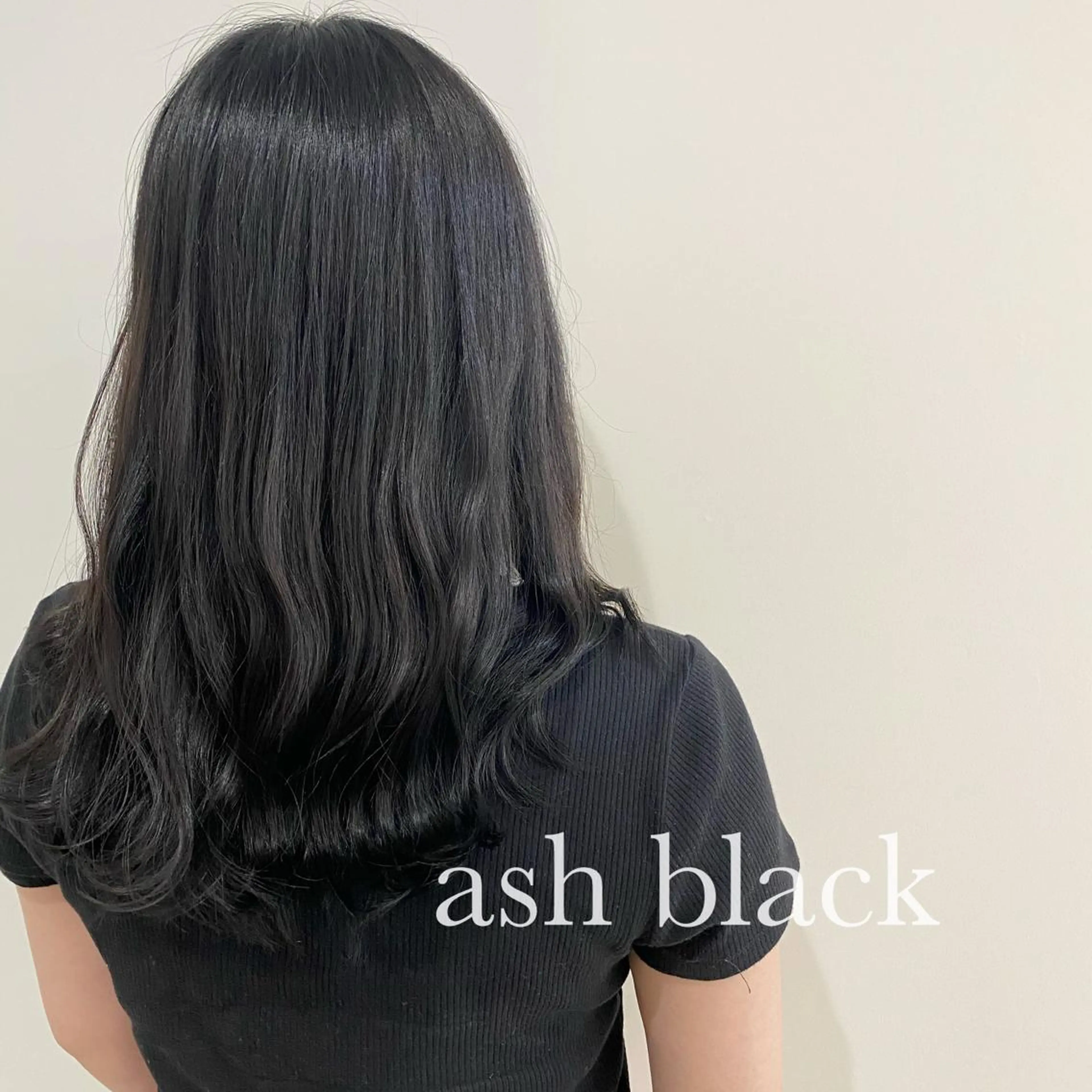 セミロング 川野 彩海のヘアスタイル