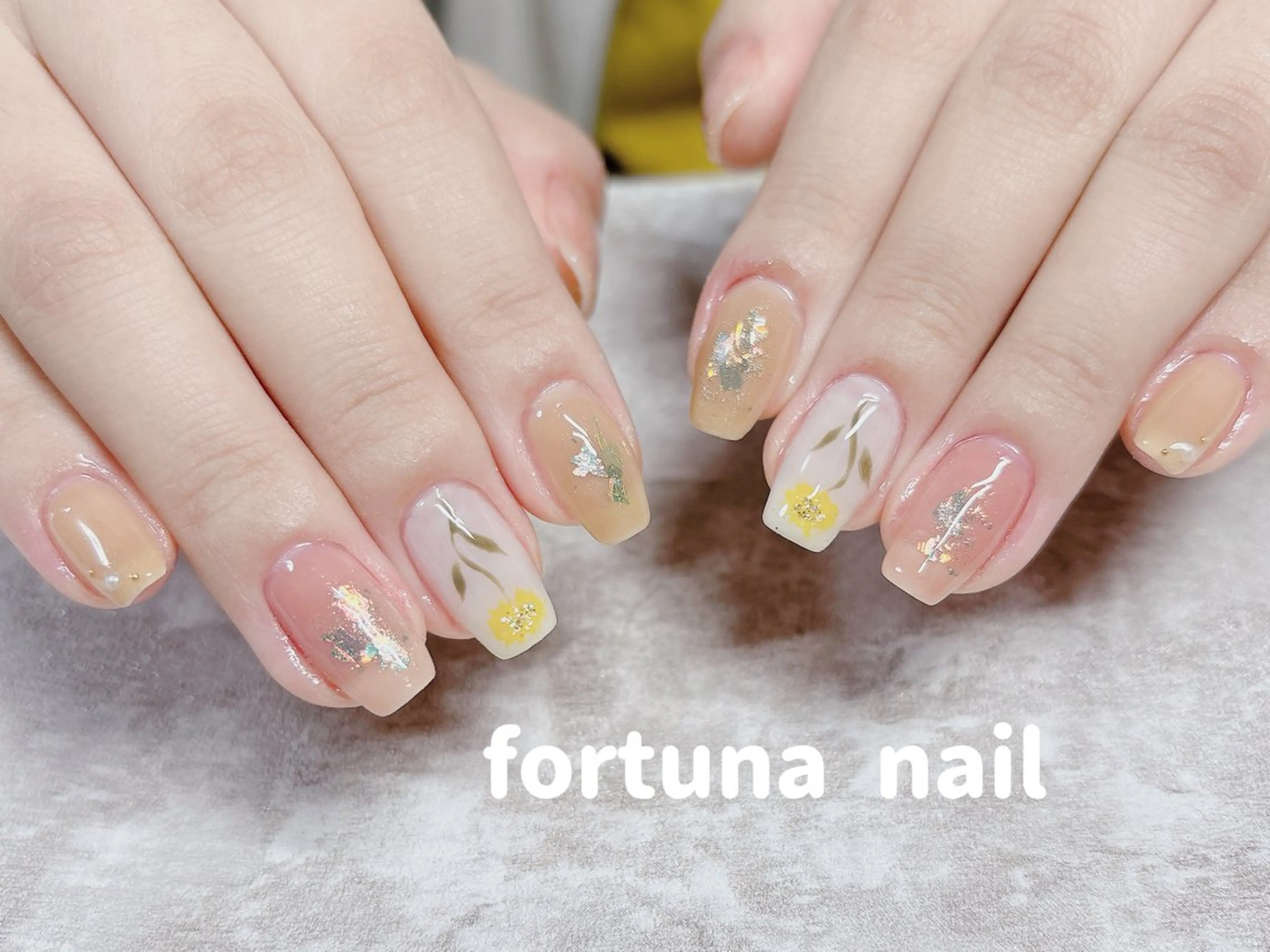 ネイル ハンドネイル Nail •Head スパFortunaのネイルデザイン