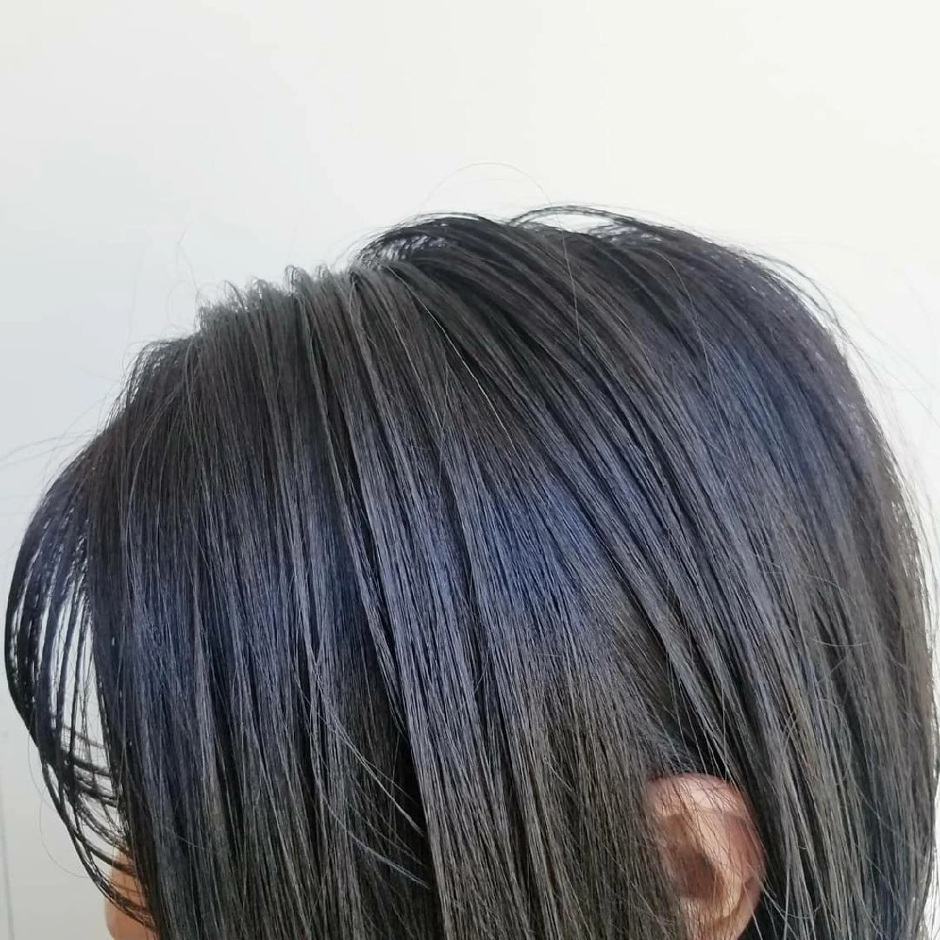 カラー ミディアム ブルーカラー ブルージュ iplus まつげ、眉毛、耳つぼのマツエク・マツパデザイン