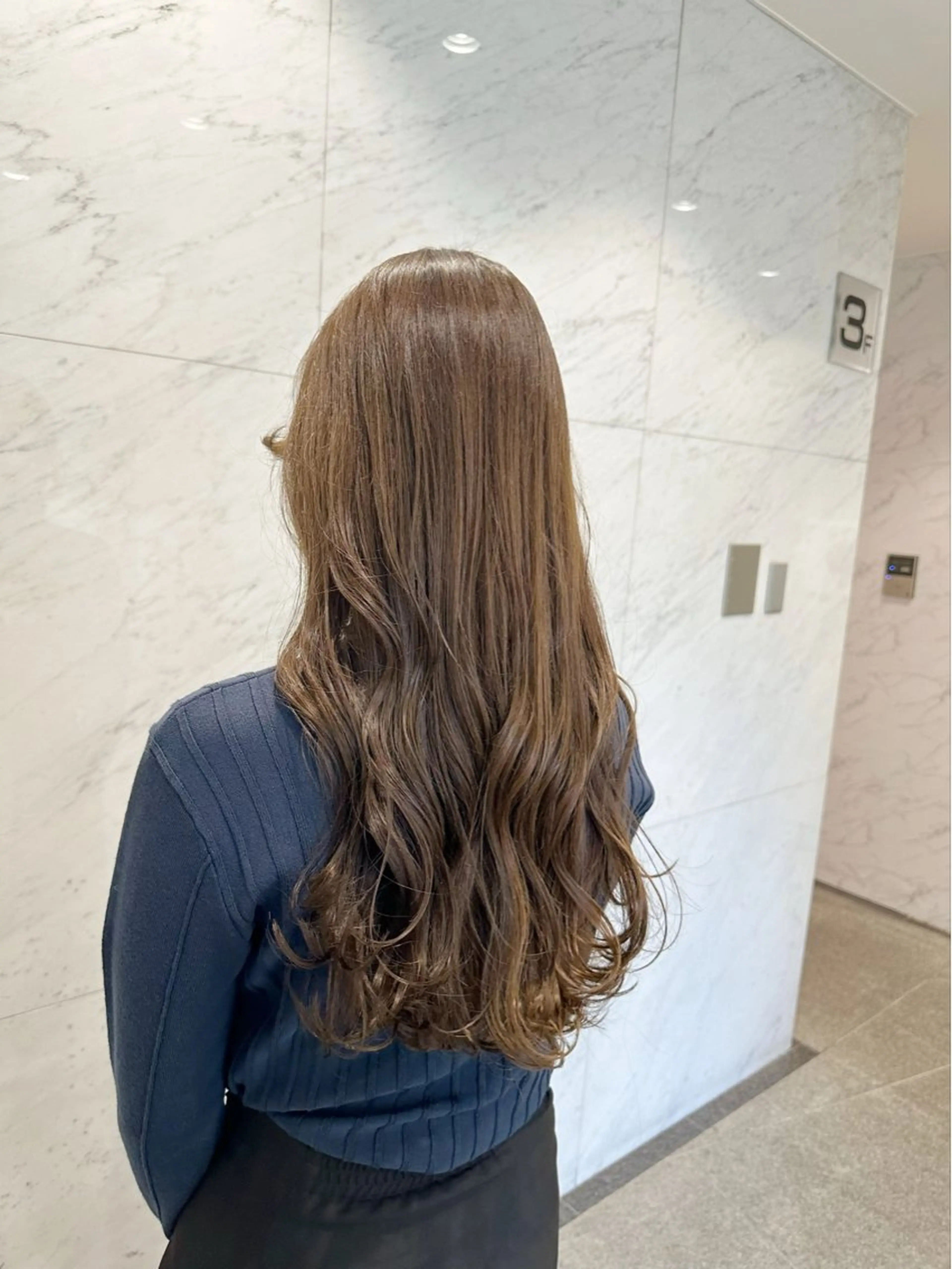 ロング カラー カット ヘアカラー トリートメント 古田 昂也のヘアスタイル