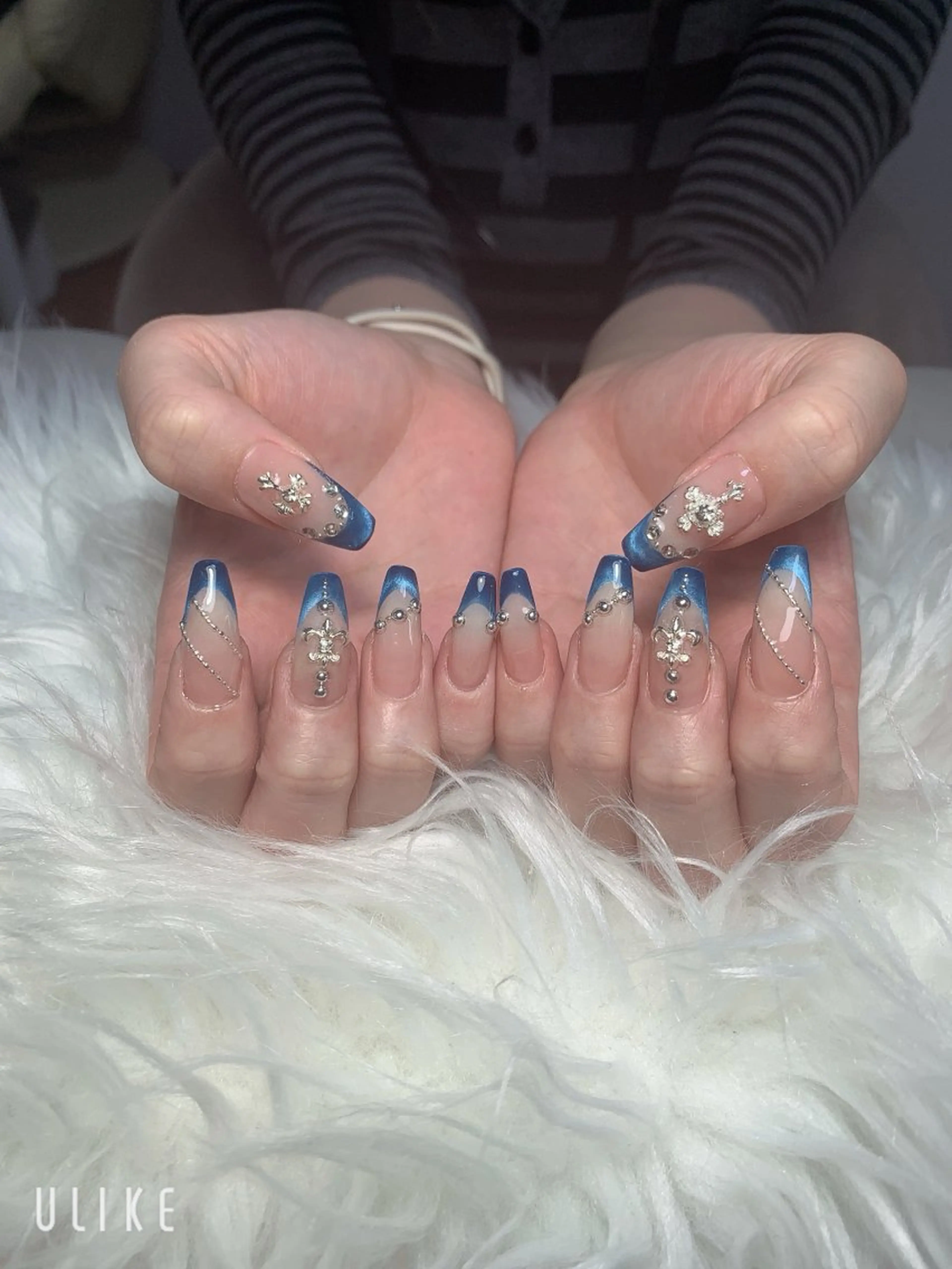 ネイル ハンドネイル T. Leeのネイルデザイン