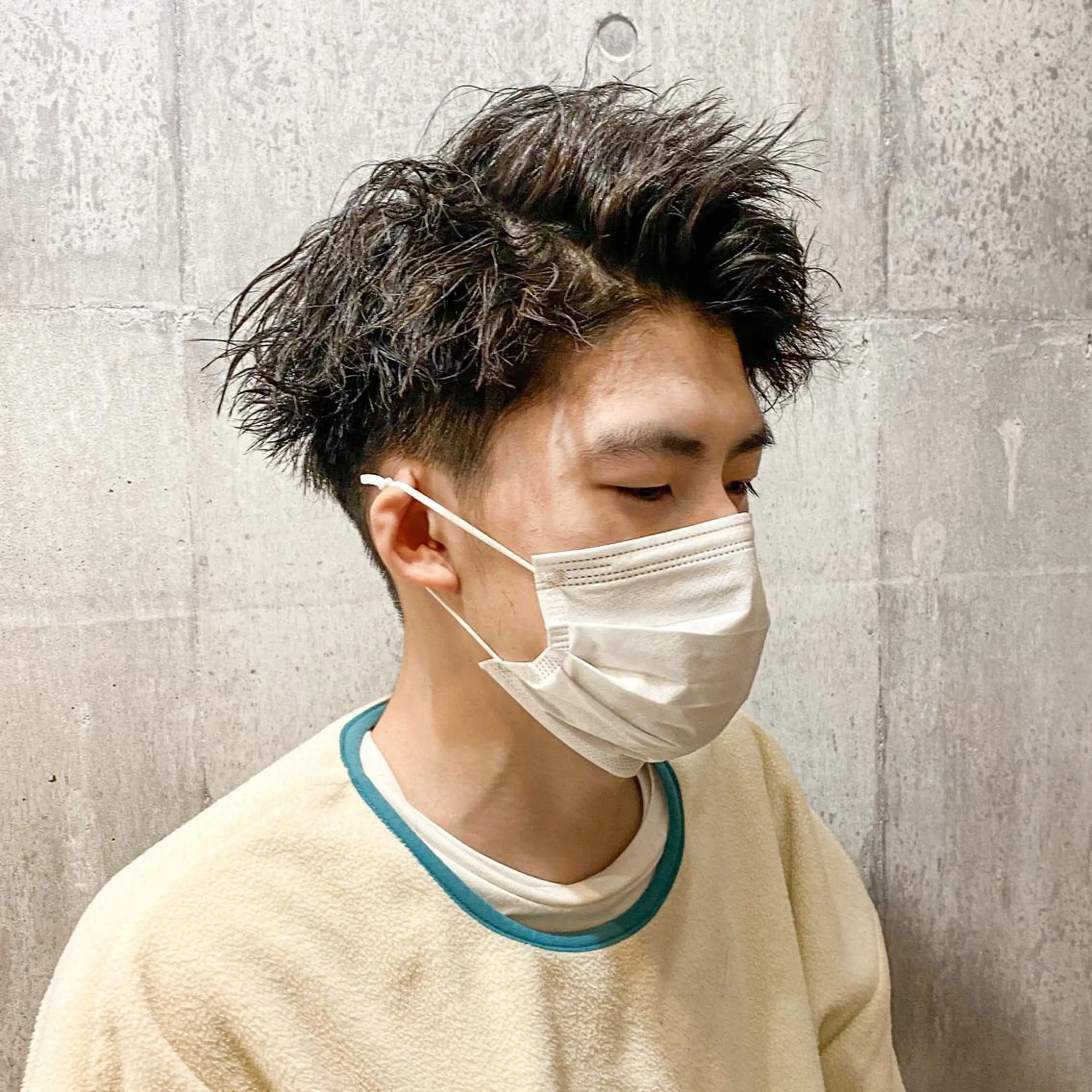 ショート パーマ メンズ 高橋 宏輔のヘアスタイル