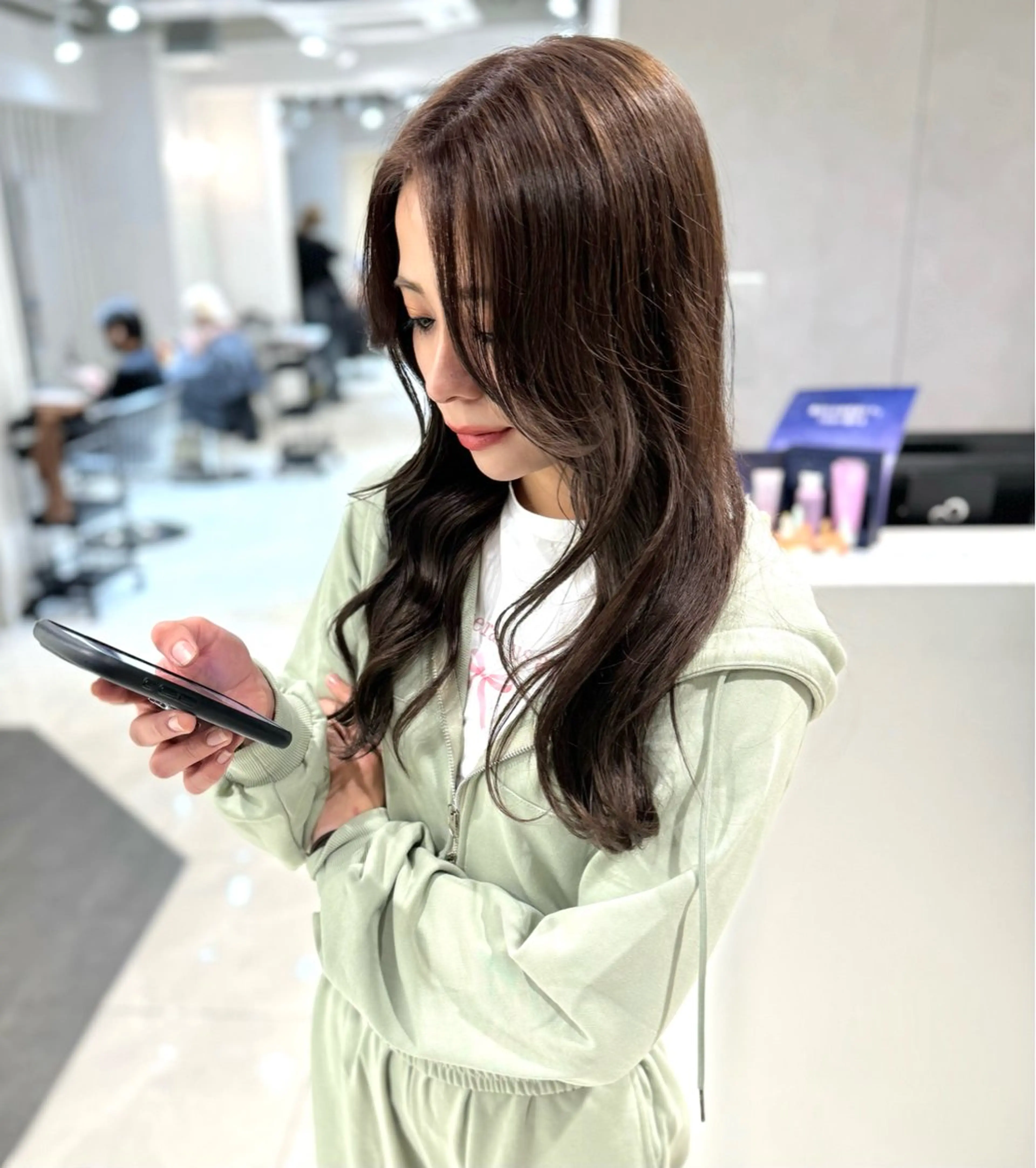 ミディアム カラー カット ヘアカラー トリートメント 韓国風ハッシュカット 似合わせレイヤー池袋のヘアスタイル