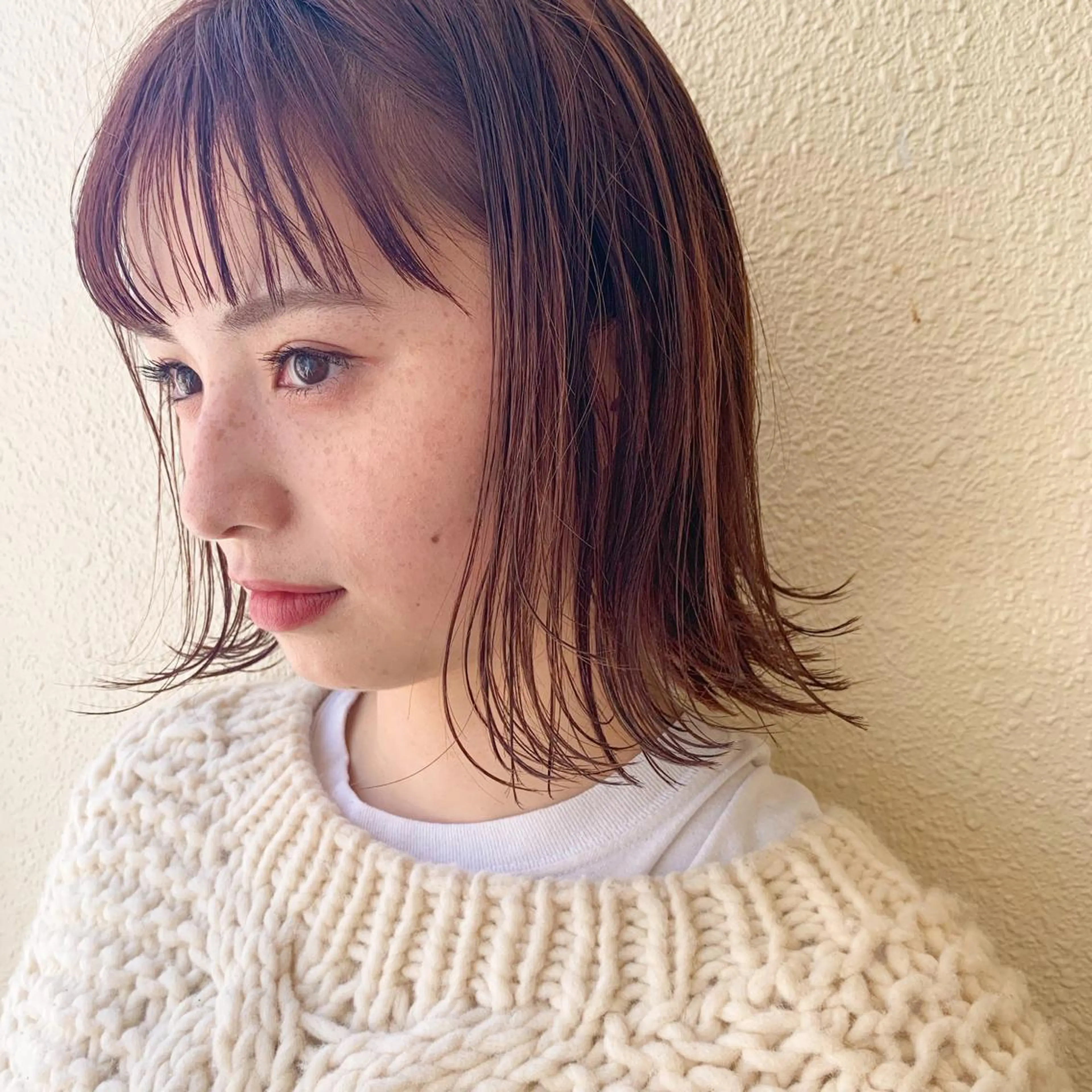 ショート カラー ピンクカラー iLi 《イリ》のヘアスタイル