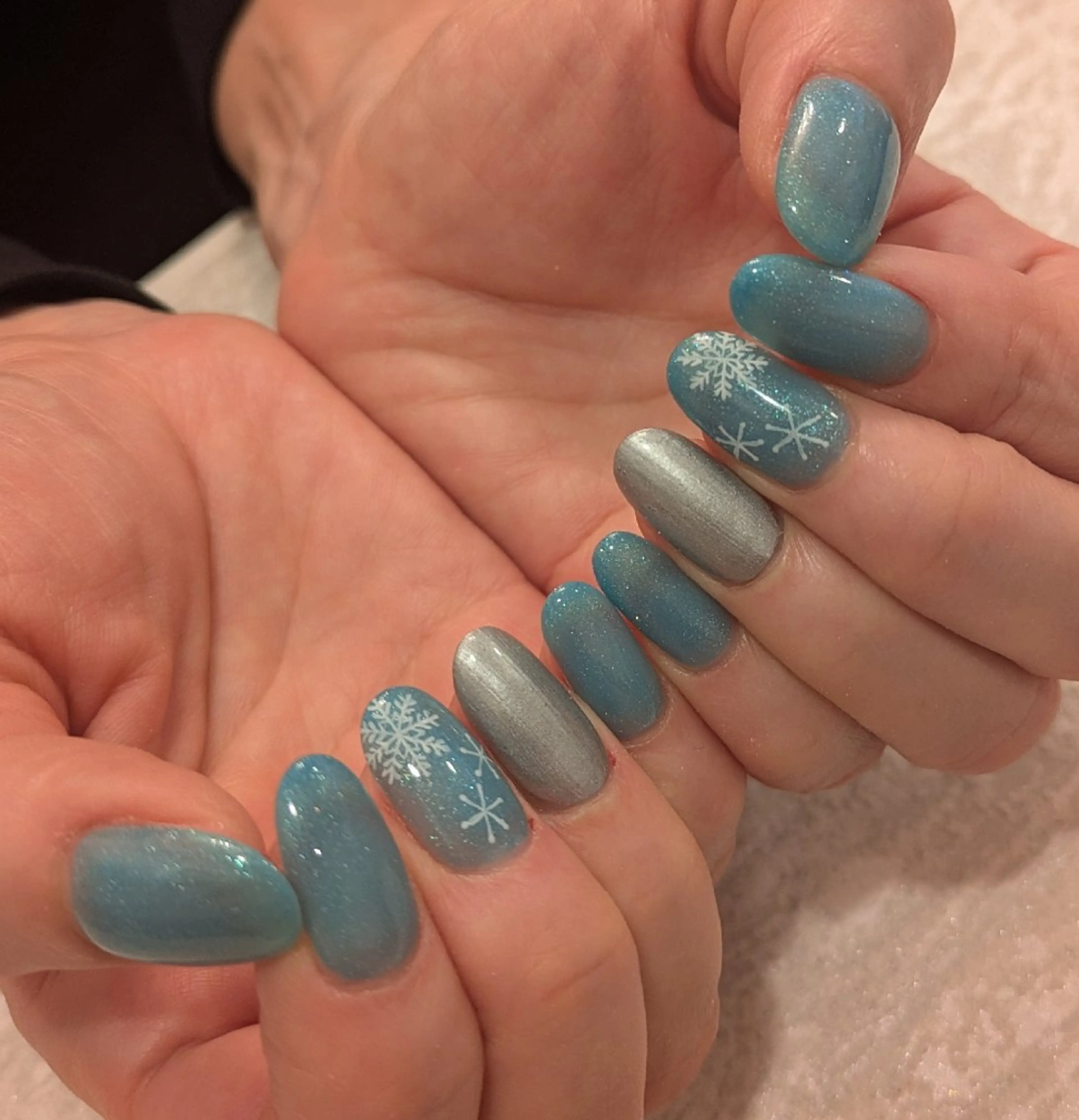 ネイル ジェヌインネイル 河内のネイルデザイン