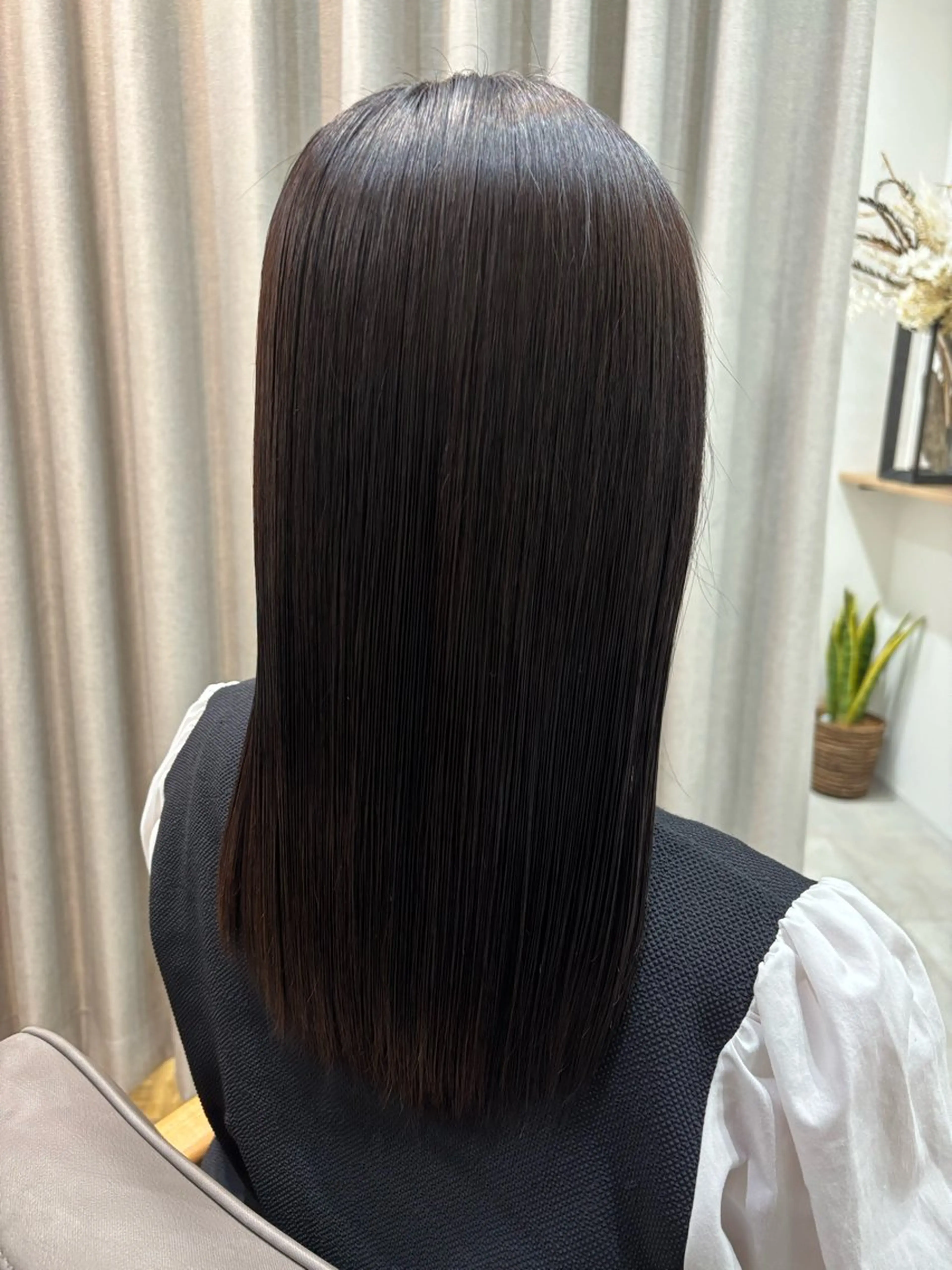 セミロング パーマ ストレートパーマ 🤍美髪縮毛/髪質 改善/池上夏凜🤍のヘアスタイル