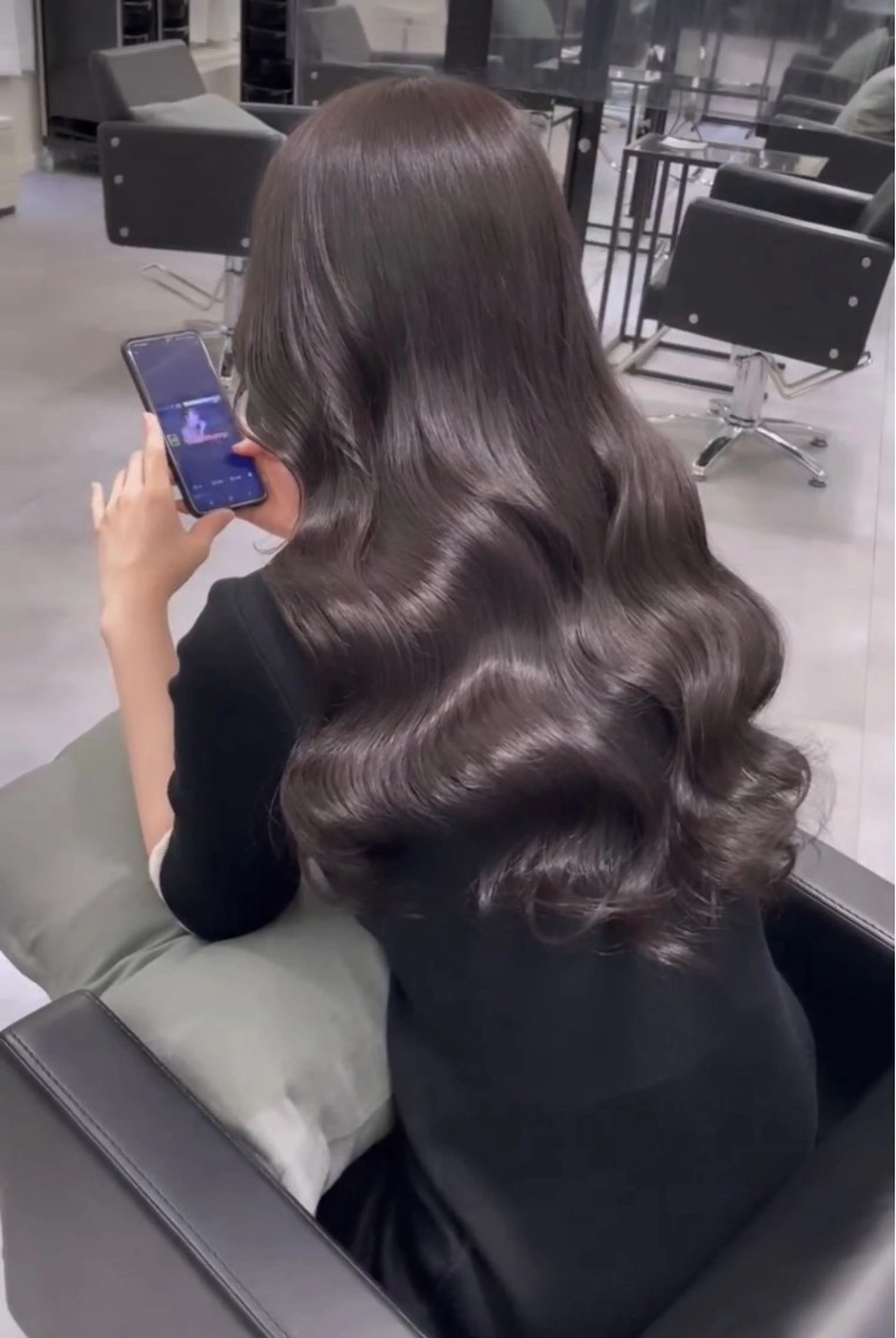 ロング カット ヘアカラー トリートメント 髪質改善/艶カラー HANAのヘアスタイル