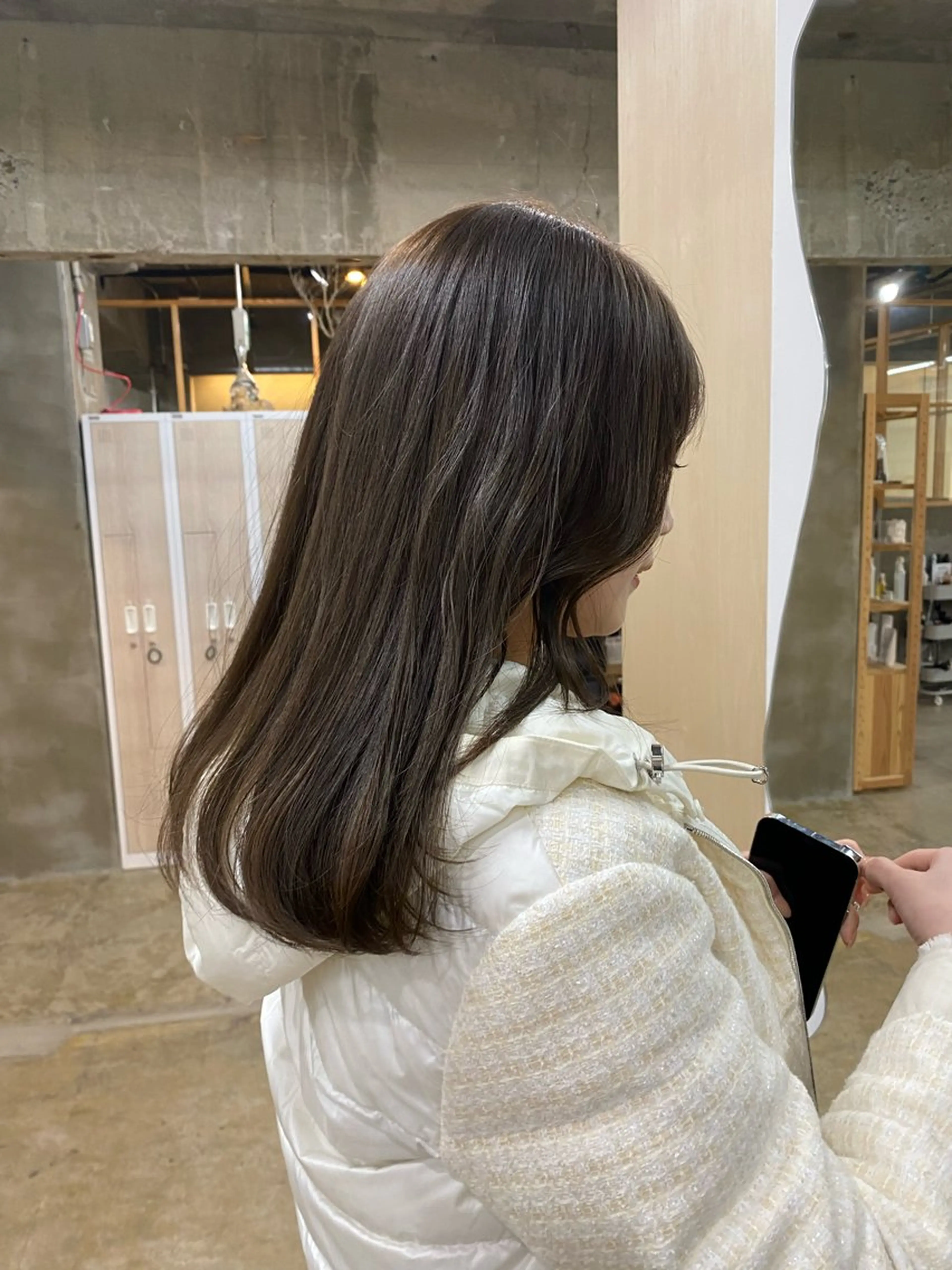 ミディアム カラー シミズ アスカのヘアスタイル