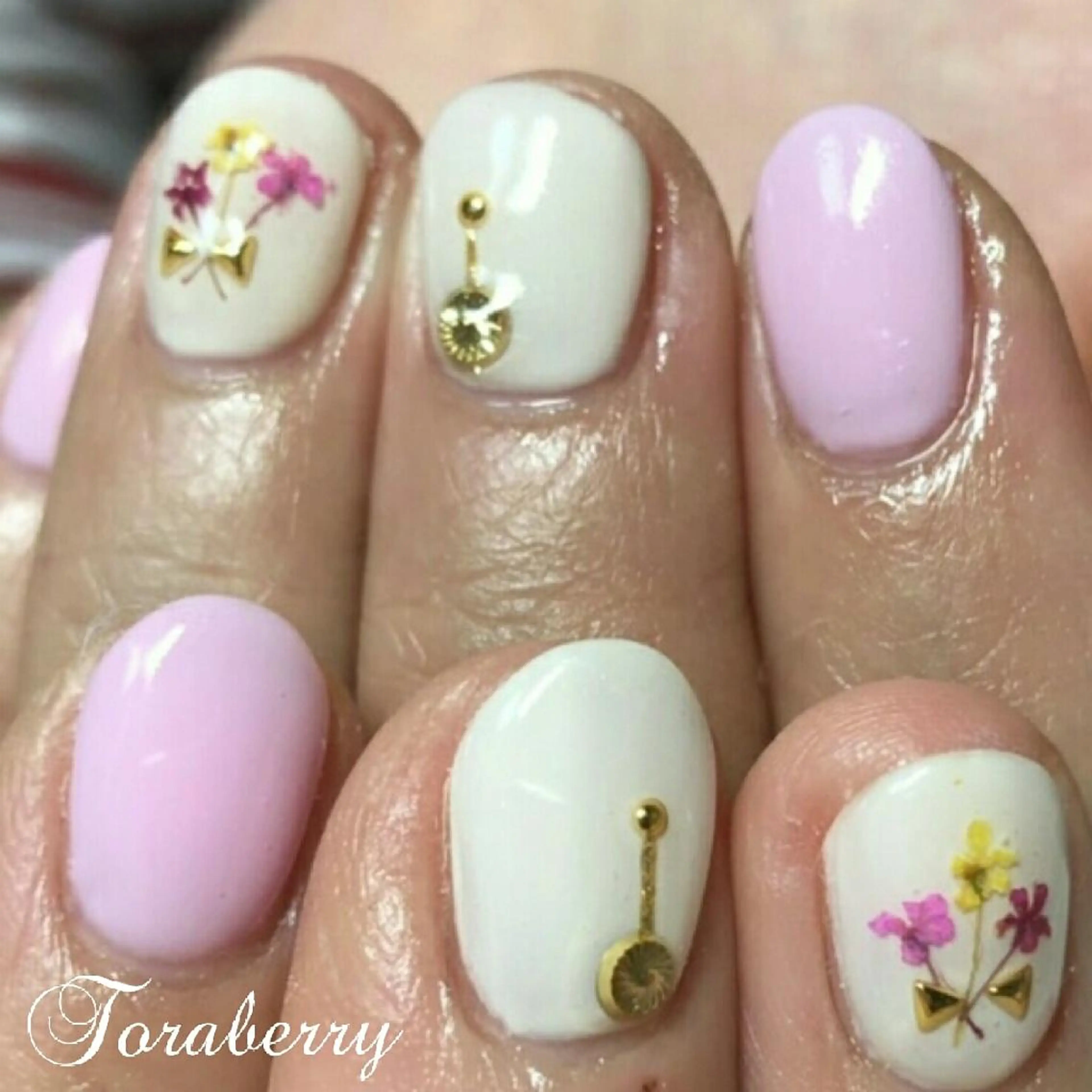 ネイル ハンドネイル ネイリスト なつみのネイルデザイン