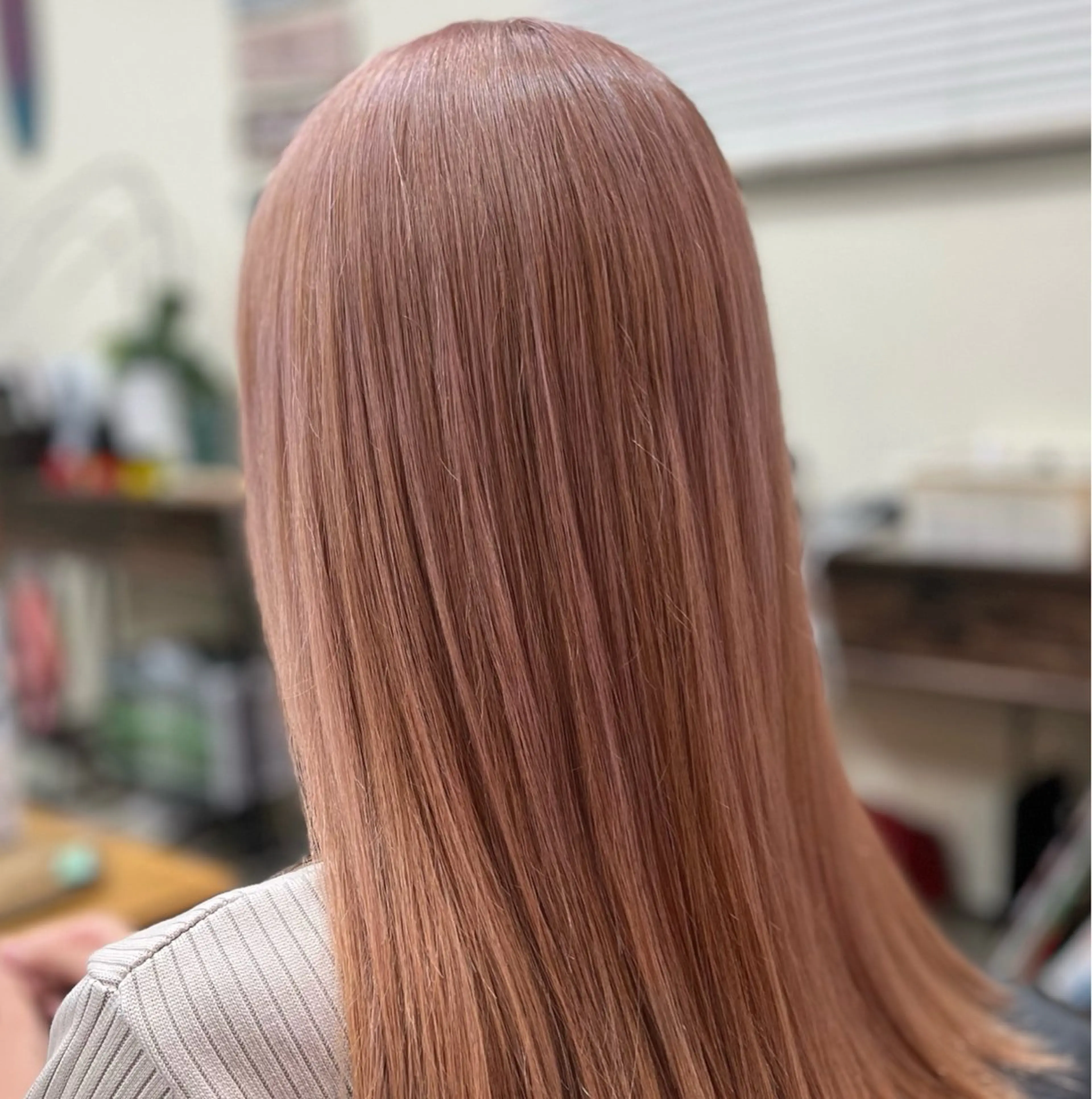 セミロング re place リプレイスのヘアスタイル