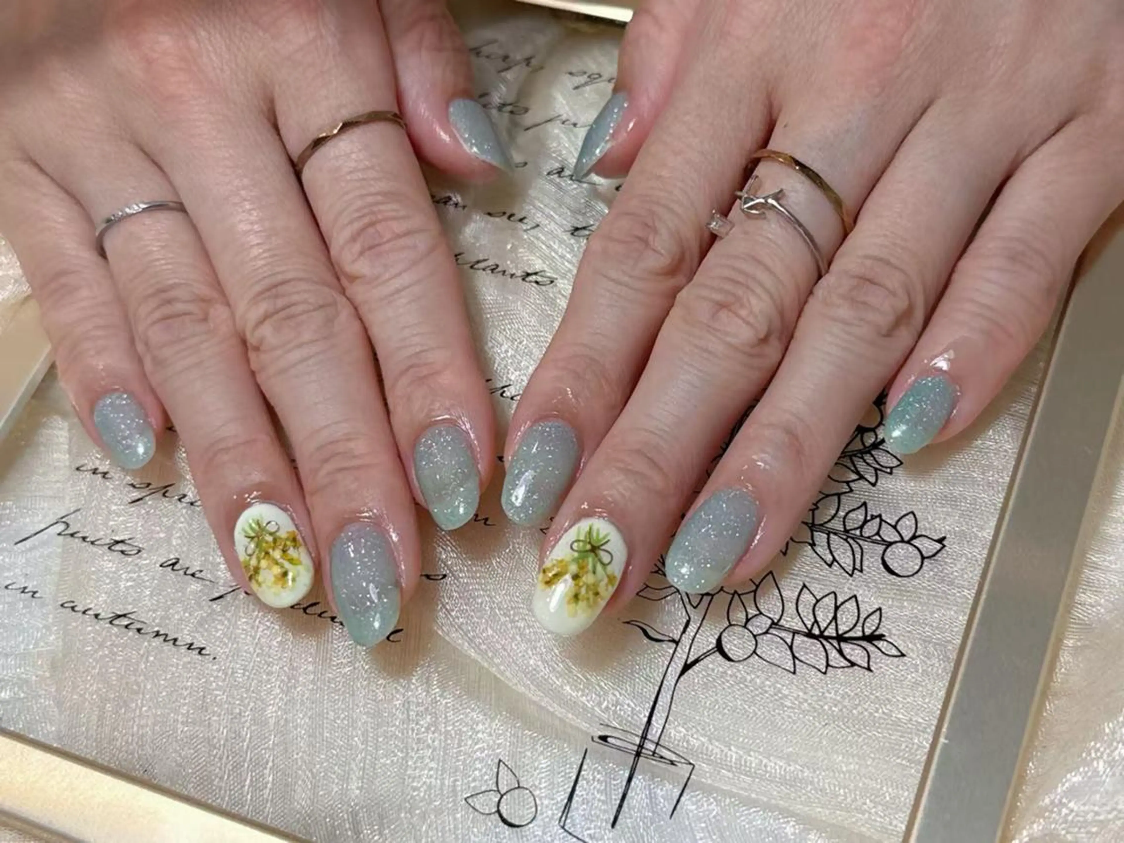 ネイル 渡辺 芙実のネイルデザイン