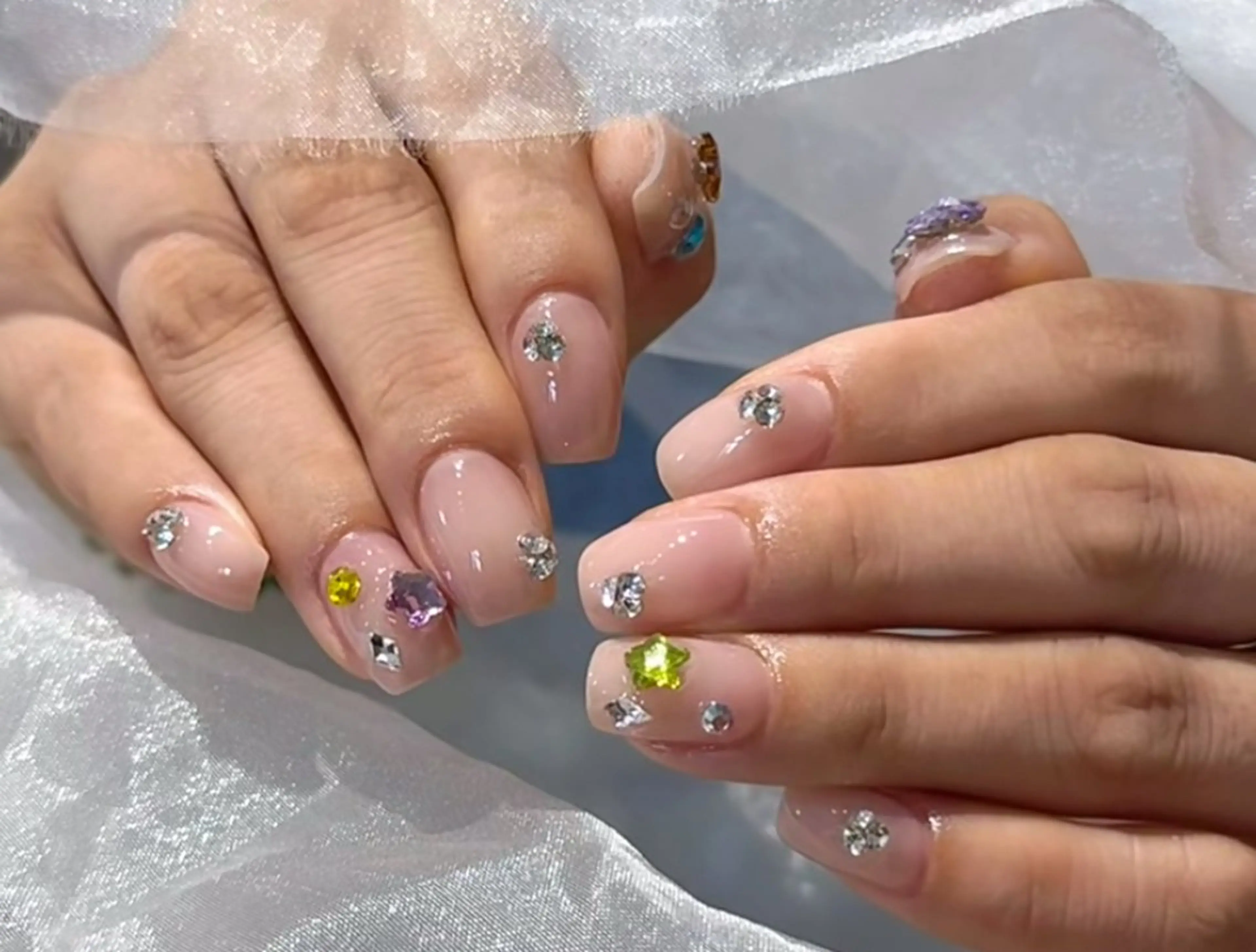 ネイル ハンドネイル ハンドケア 🍑 momo_nailのネイルデザイン