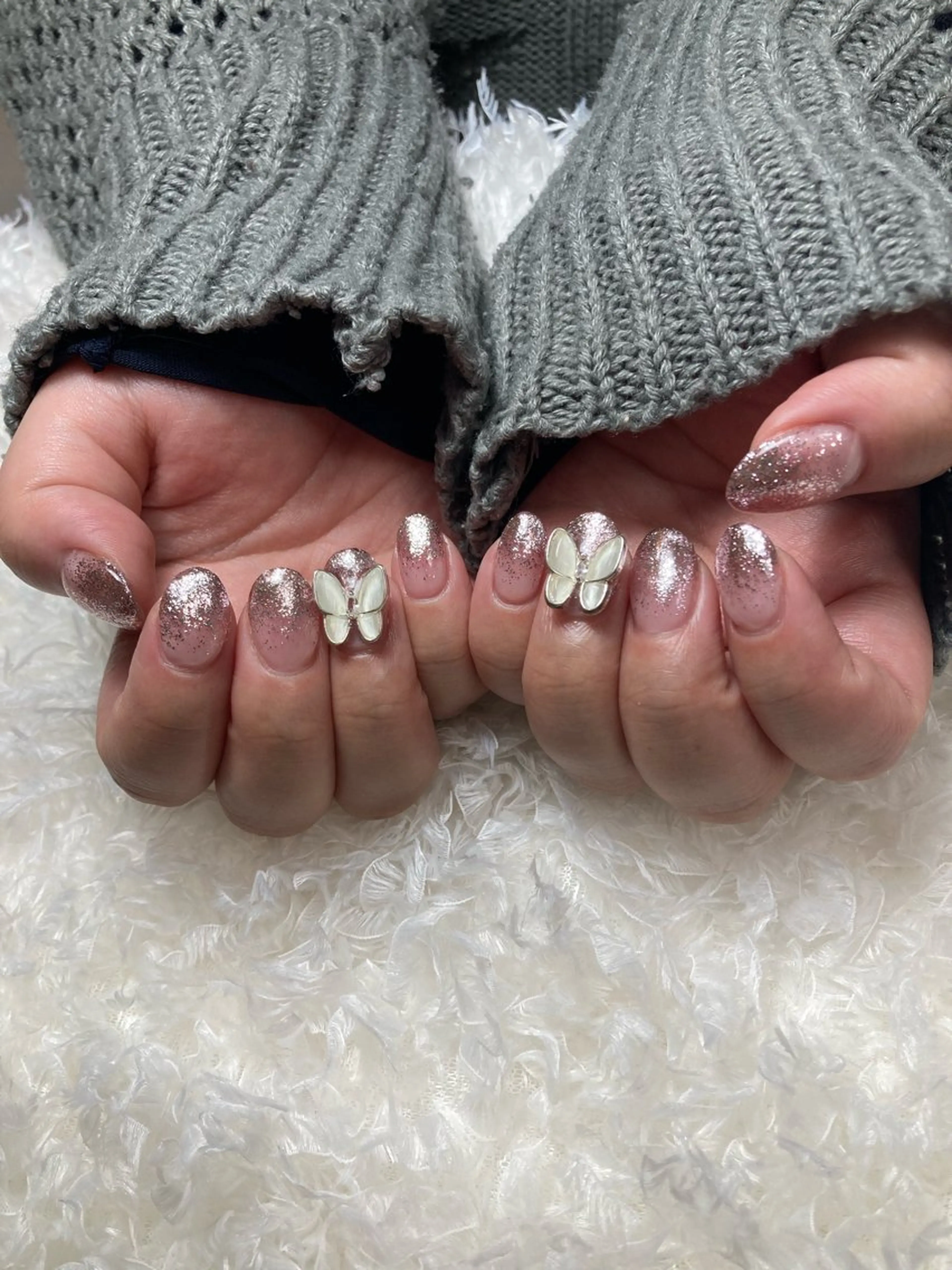 ネイル キラキラネイル ネイルアルカンシエル 住道のネイルデザイン