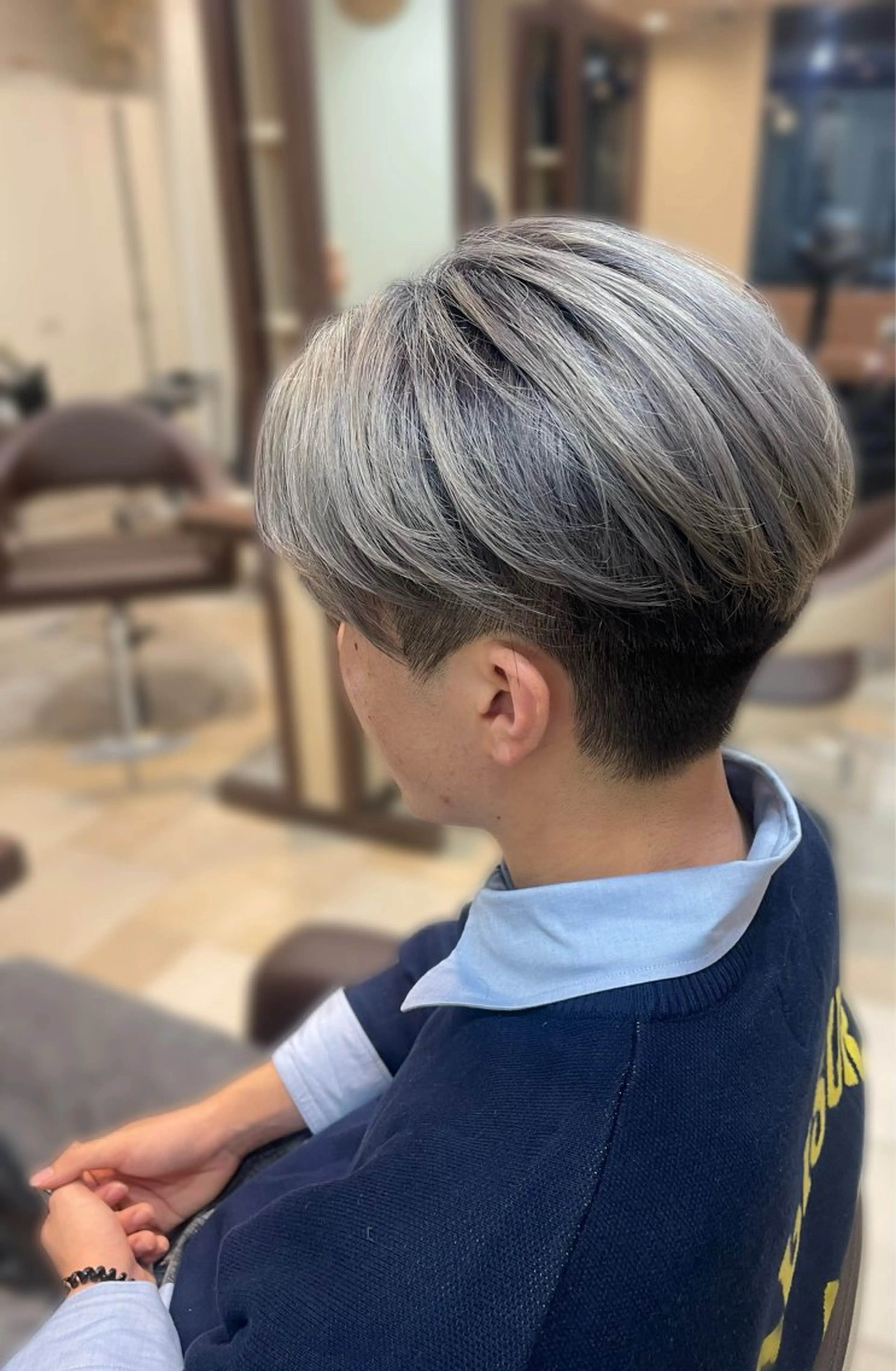 【💫平日メンズU24限定💫】🌟ミニモ学割🌟ブリーチonカラー➕トリートメント(施術時間150分前後🍀.*)の写真