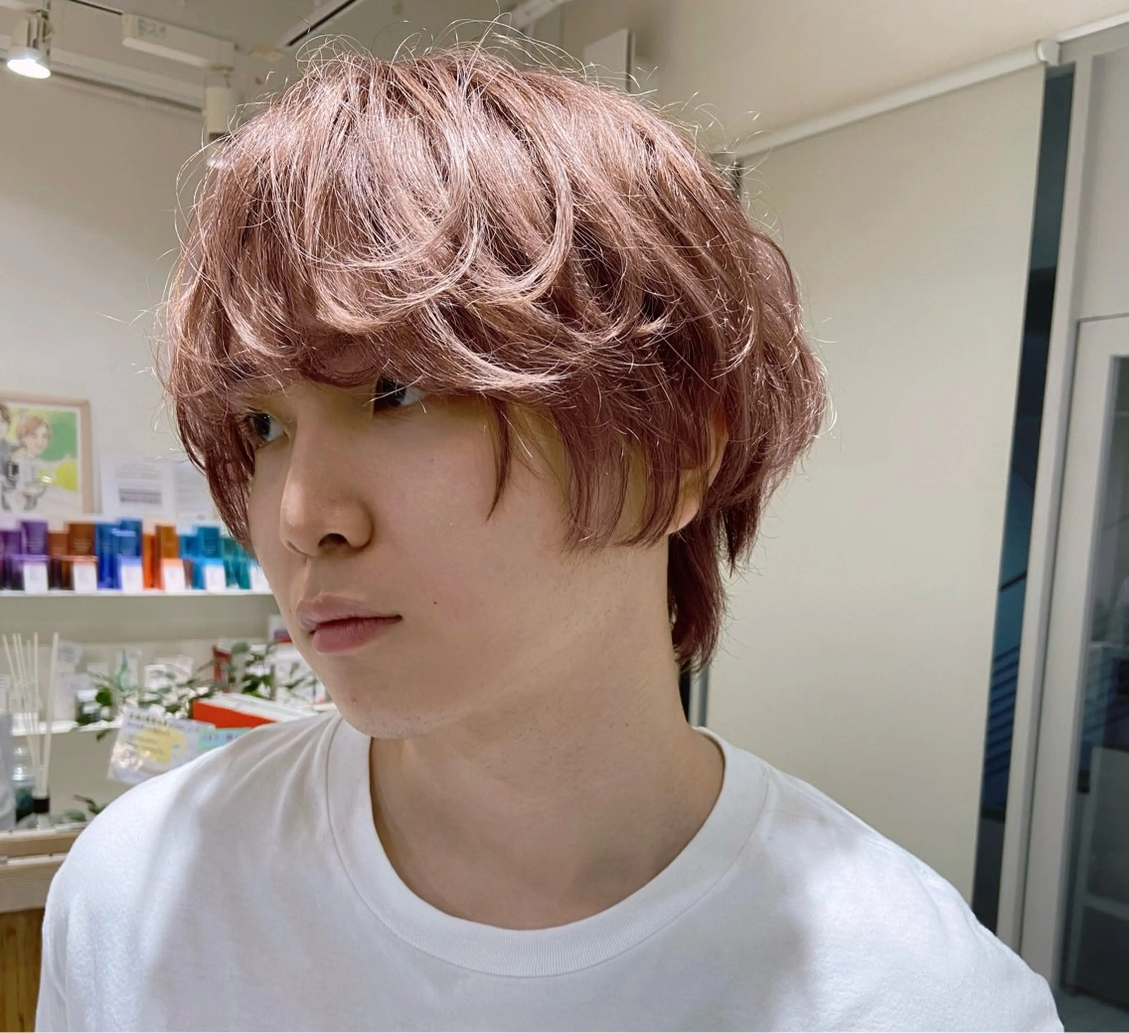 ショート カラー メンズ ベージュカラー ピンクカラー ピンクベージュ ヘアカラー 浅野 匠のヘアスタイル