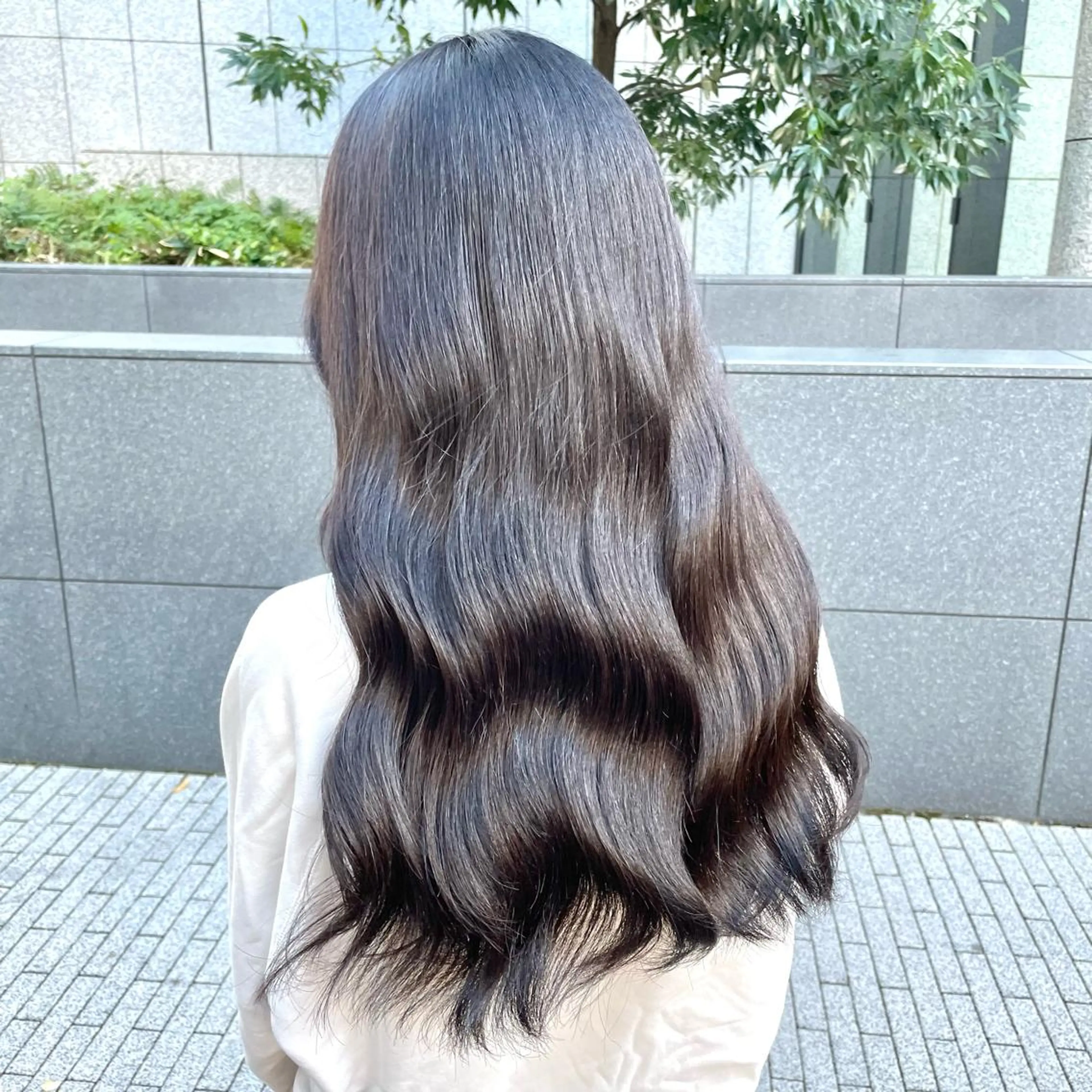 ロング カラー 肌に馴染む暗髪 梅田・増田のヘアスタイル