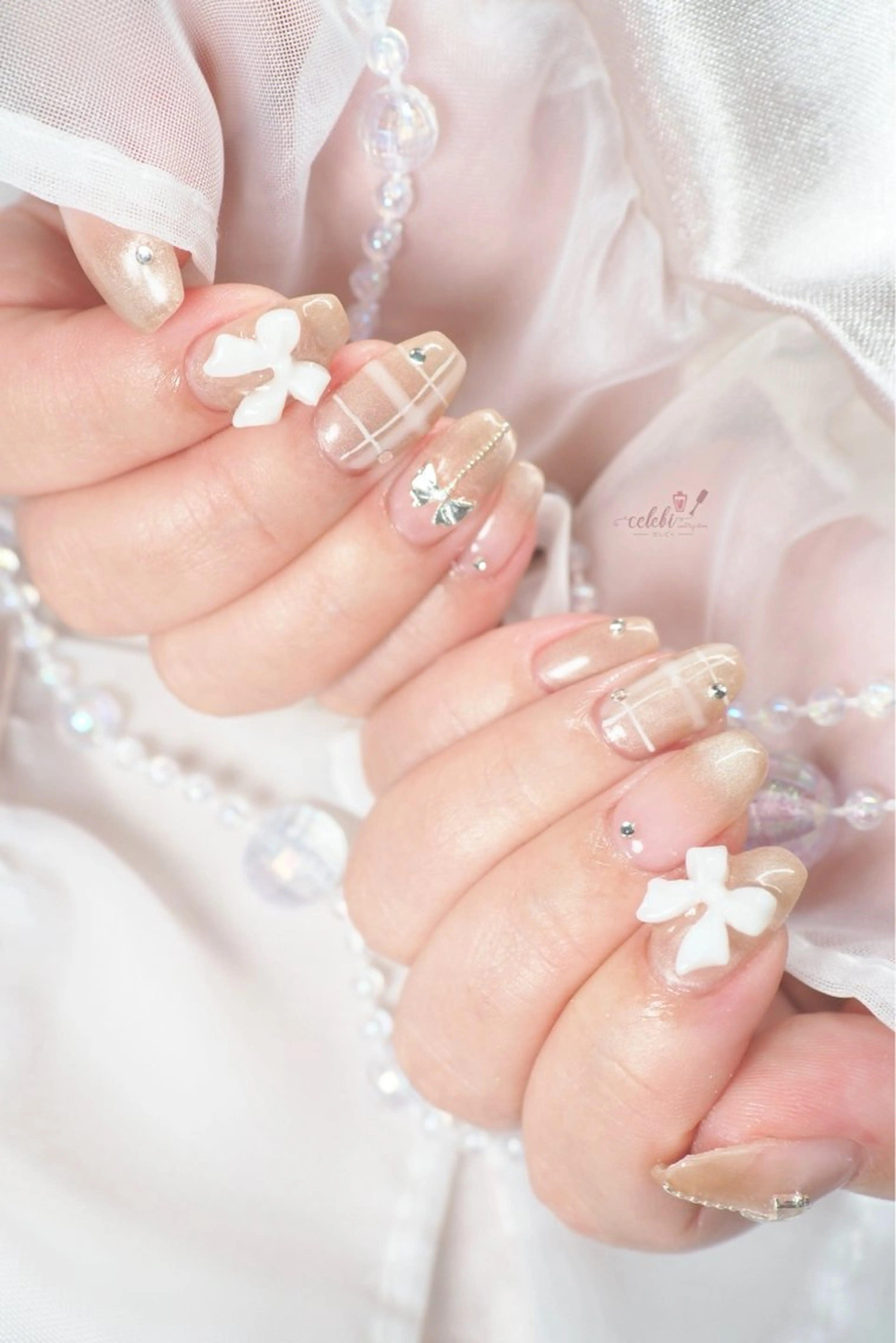 ネイル ハンドネイル ハンドケア オーダーネイルチップ サロンcelebiのネイルデザイン