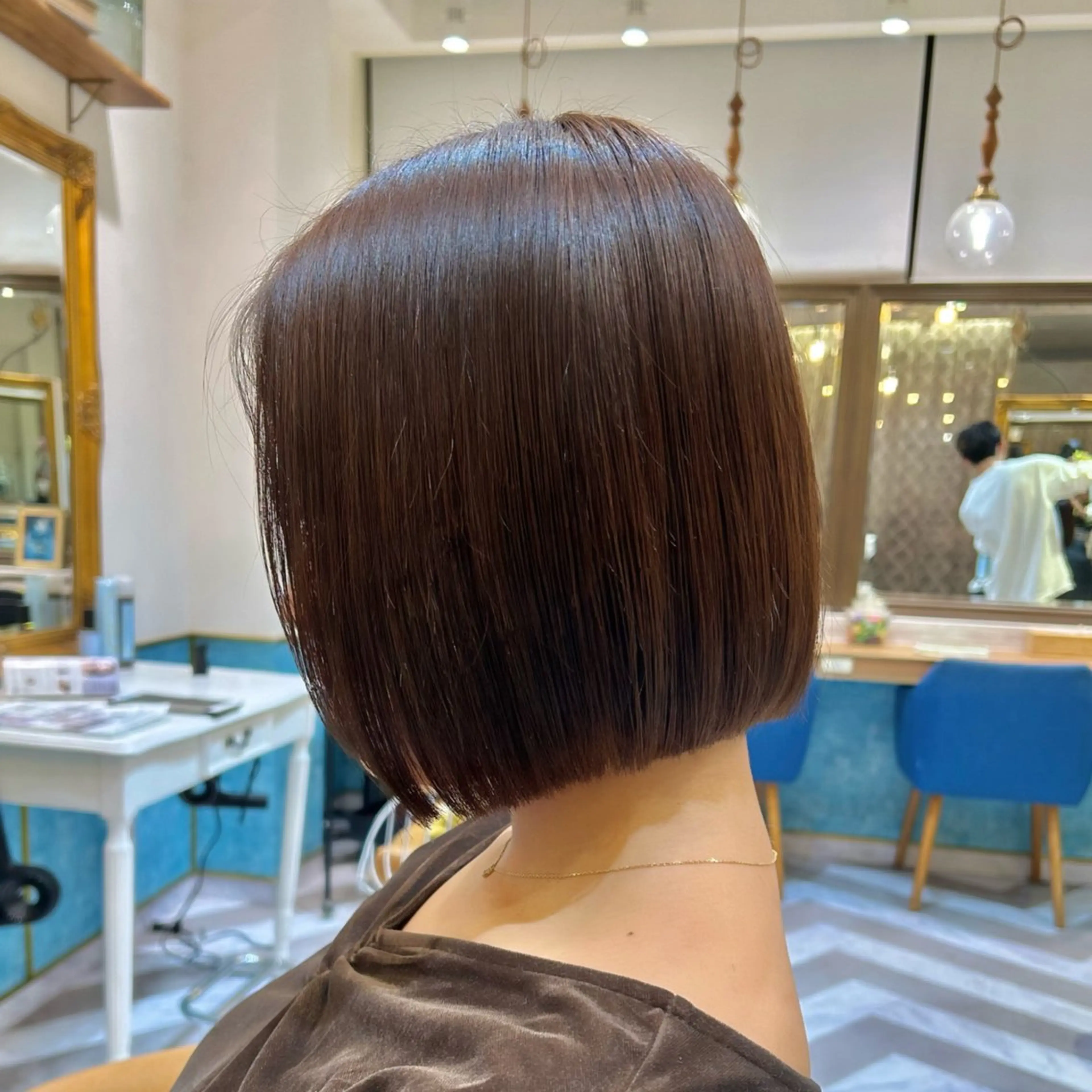 ミディアム カラー ヘアアレンジ 切りっぱなしボブ ボブ 縮毛矯正 髪質改善【縮毛矯正】 北千住 田邉 澪のヘアスタイル
