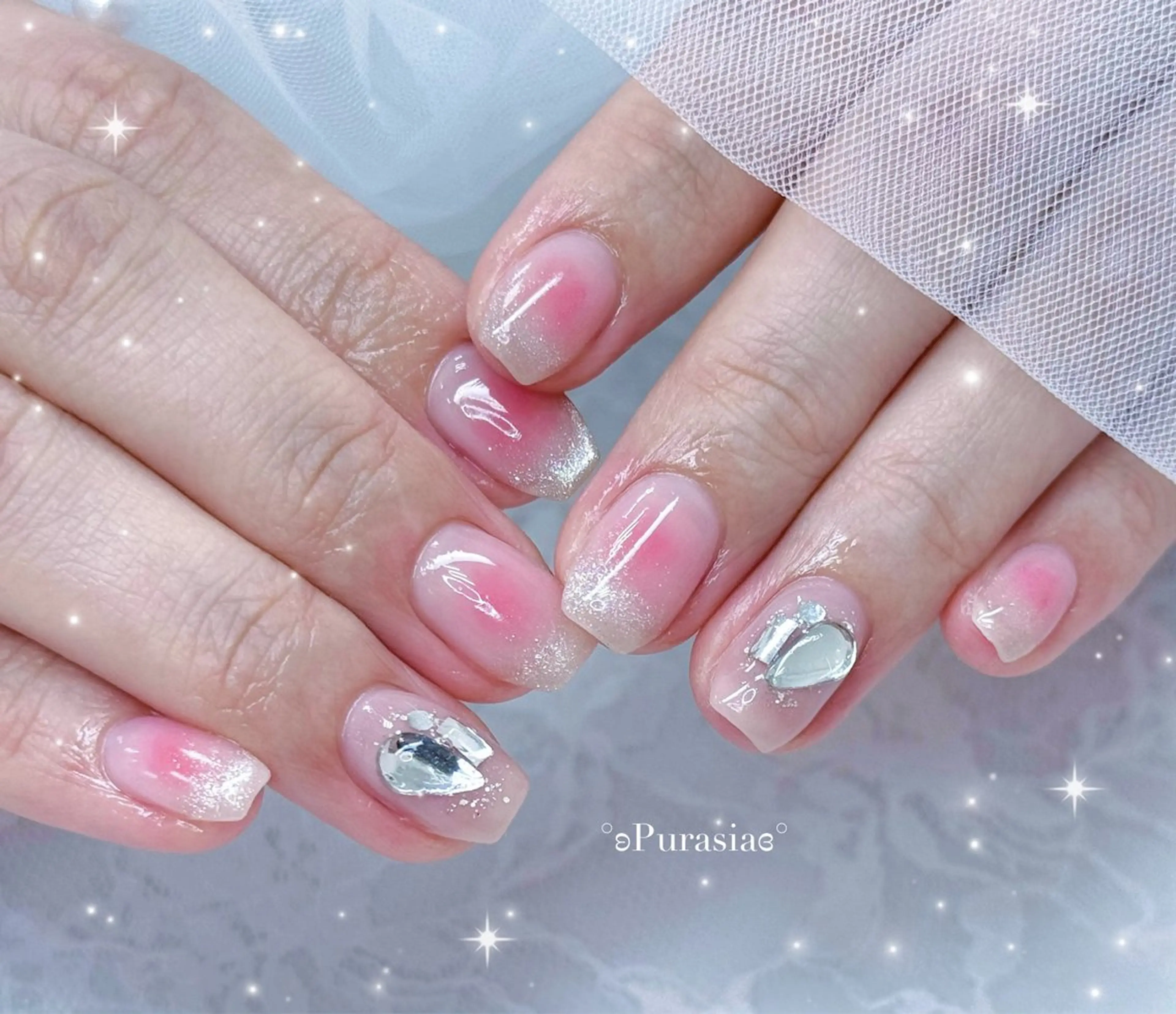 ネイル キラキラネイル 韓国ネイル ワンホンネイル ハンドネイル Purasia高橋✧ マグ/ワンホン/地雷のネイルデザイン