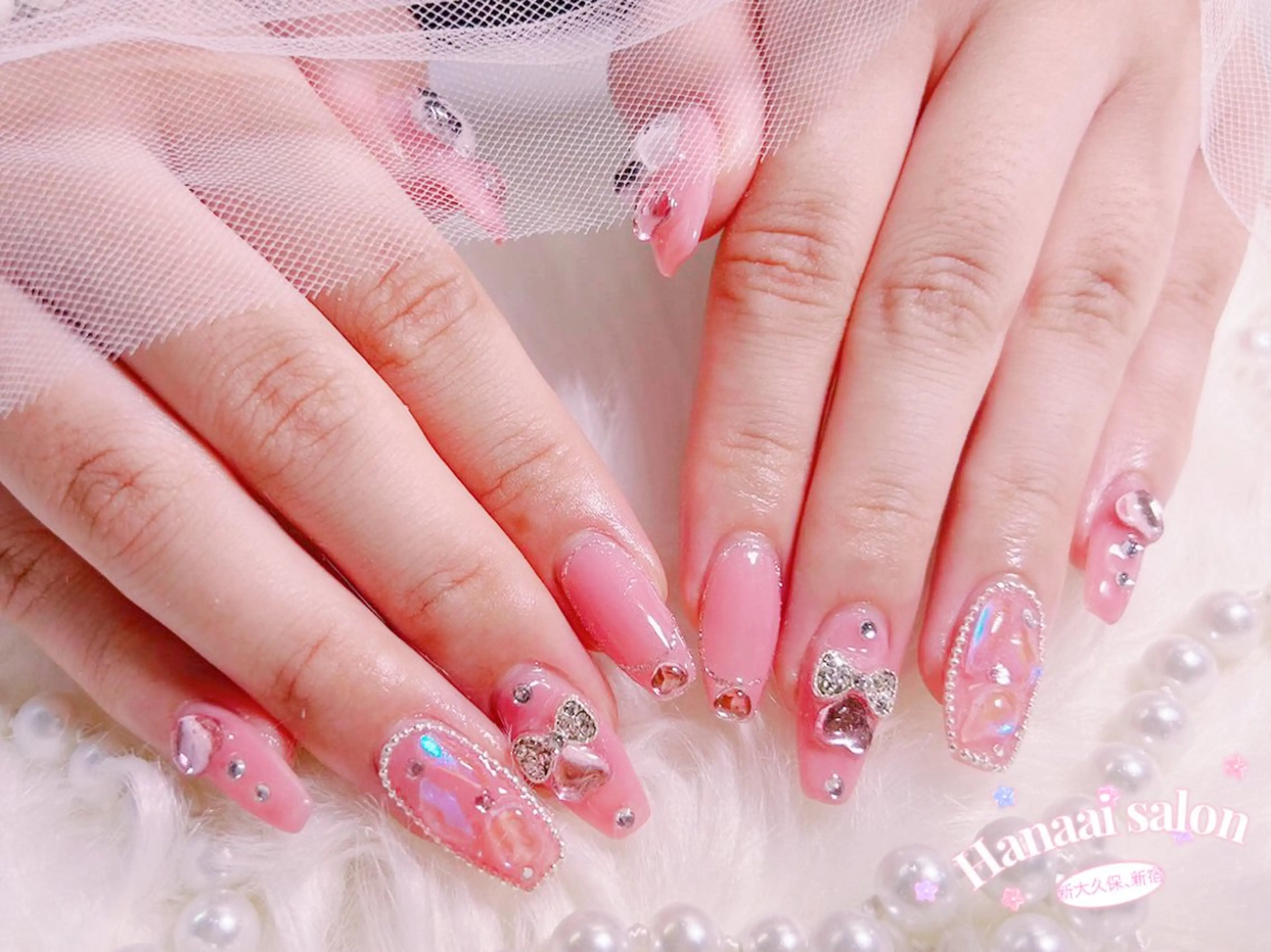 セミロング ハンドネイル Hanaai Salon新宿店のネイルデザイン