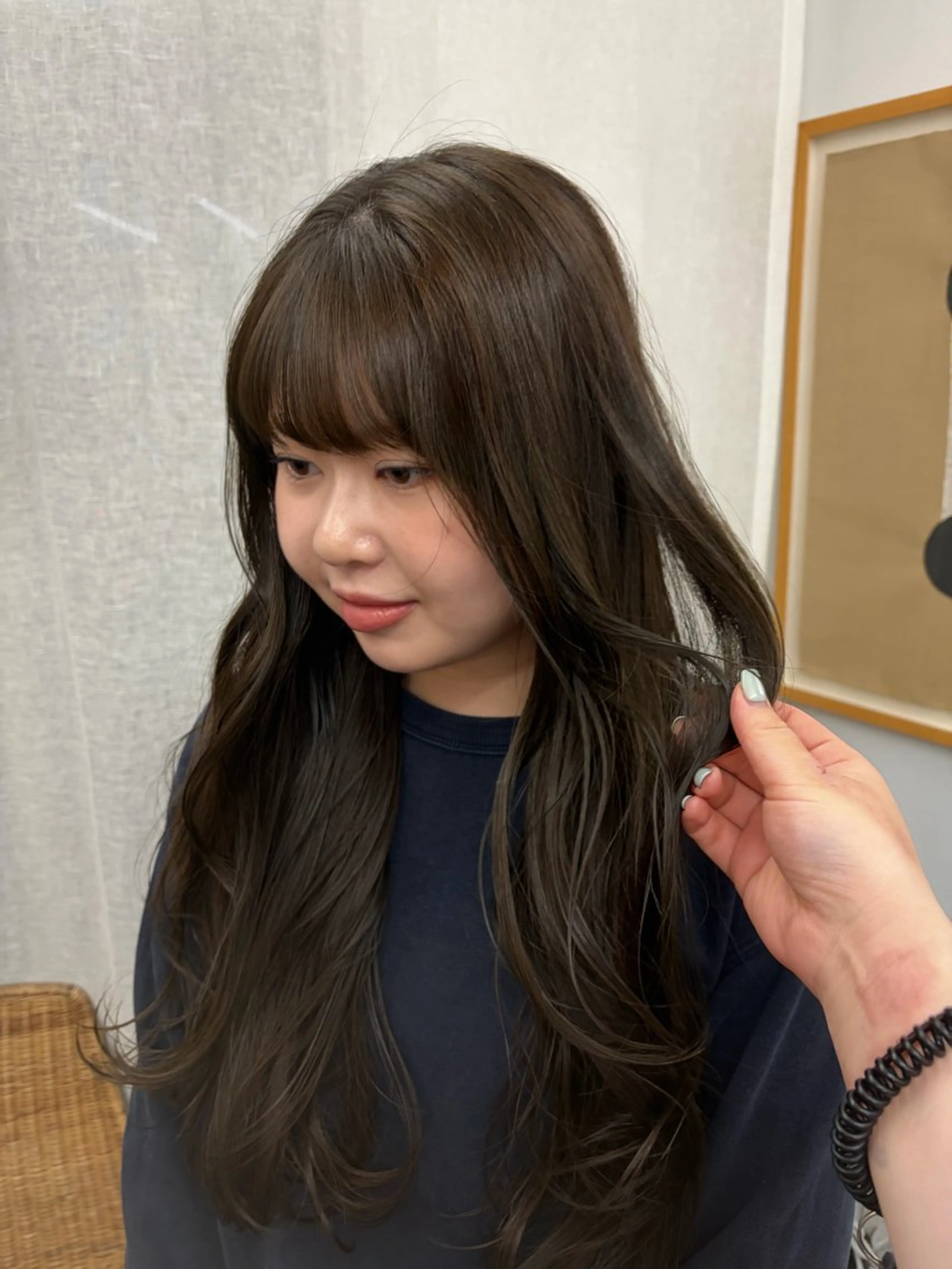 ロング カラー グレージュ オリーブグレージュ オリーブグレー ヘアカラー タナベ リオ / 横浜のヘアスタイル