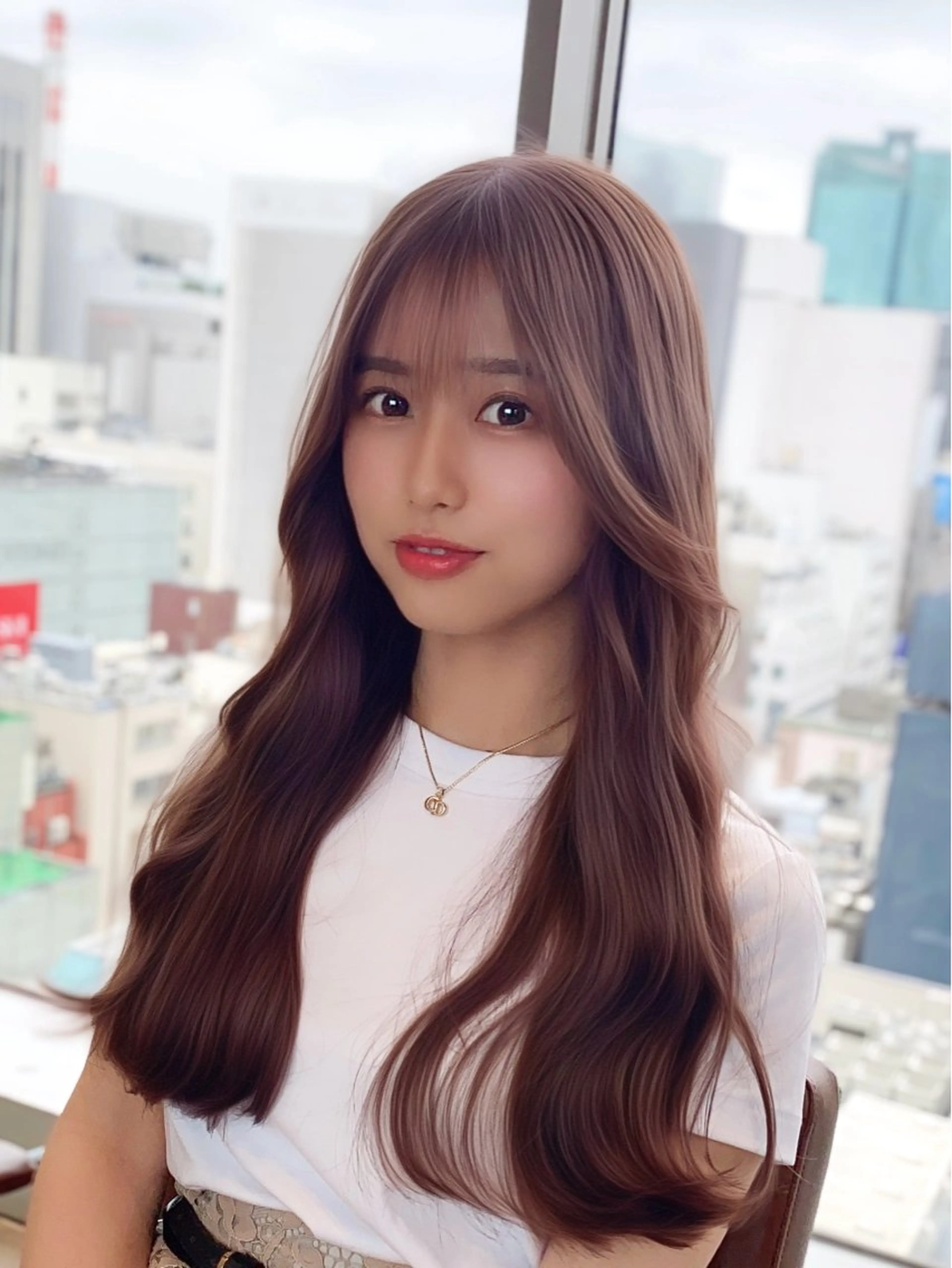 ミディアム カラー カット ヘアカラー トリートメント 顔まわりの神様✨ 透明感カラー藤嶋秀幸のヘアスタイル