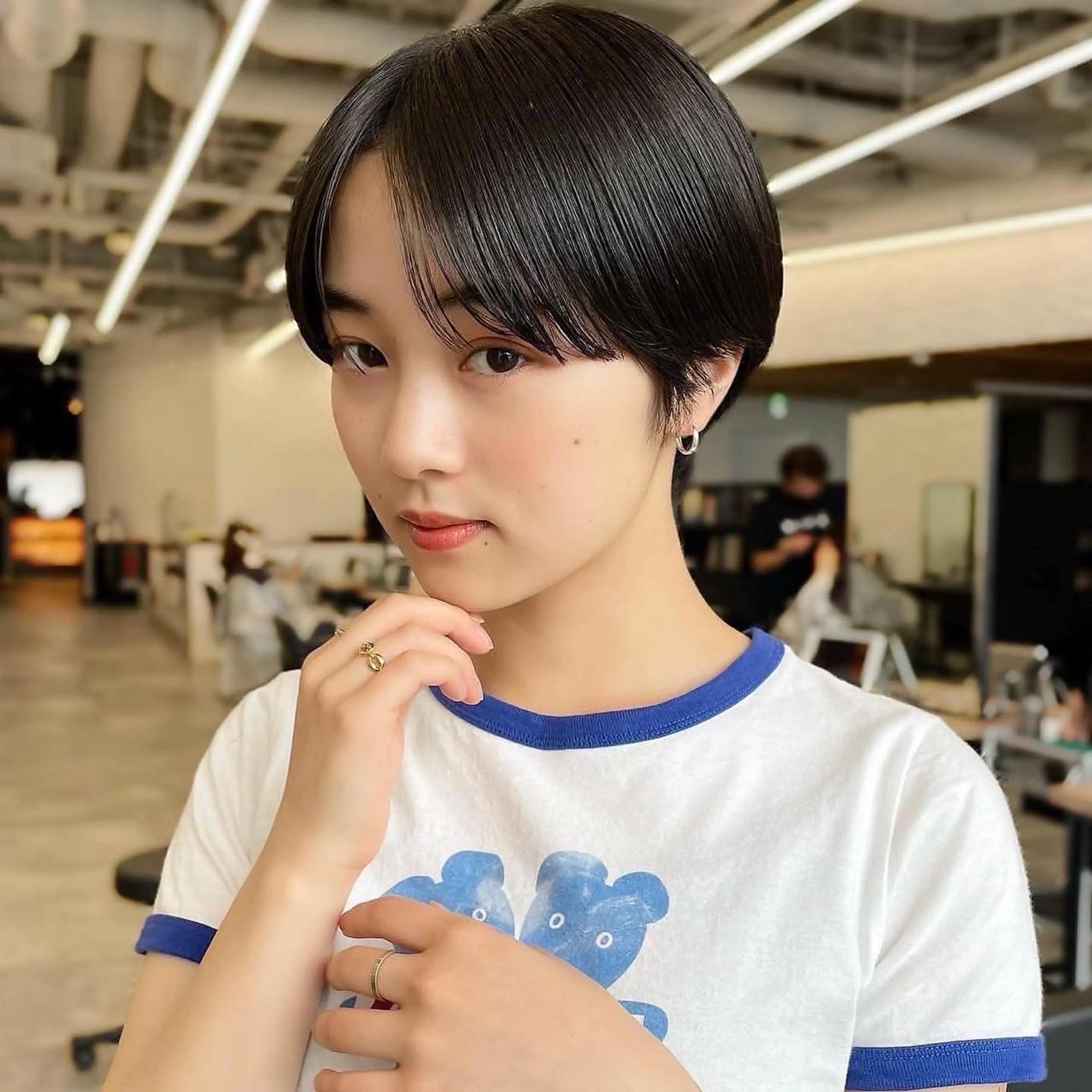 ショート ハンサムショート ショートヘア レイヤー/ショート透 明感カラー/西田祐賀のヘアスタイル