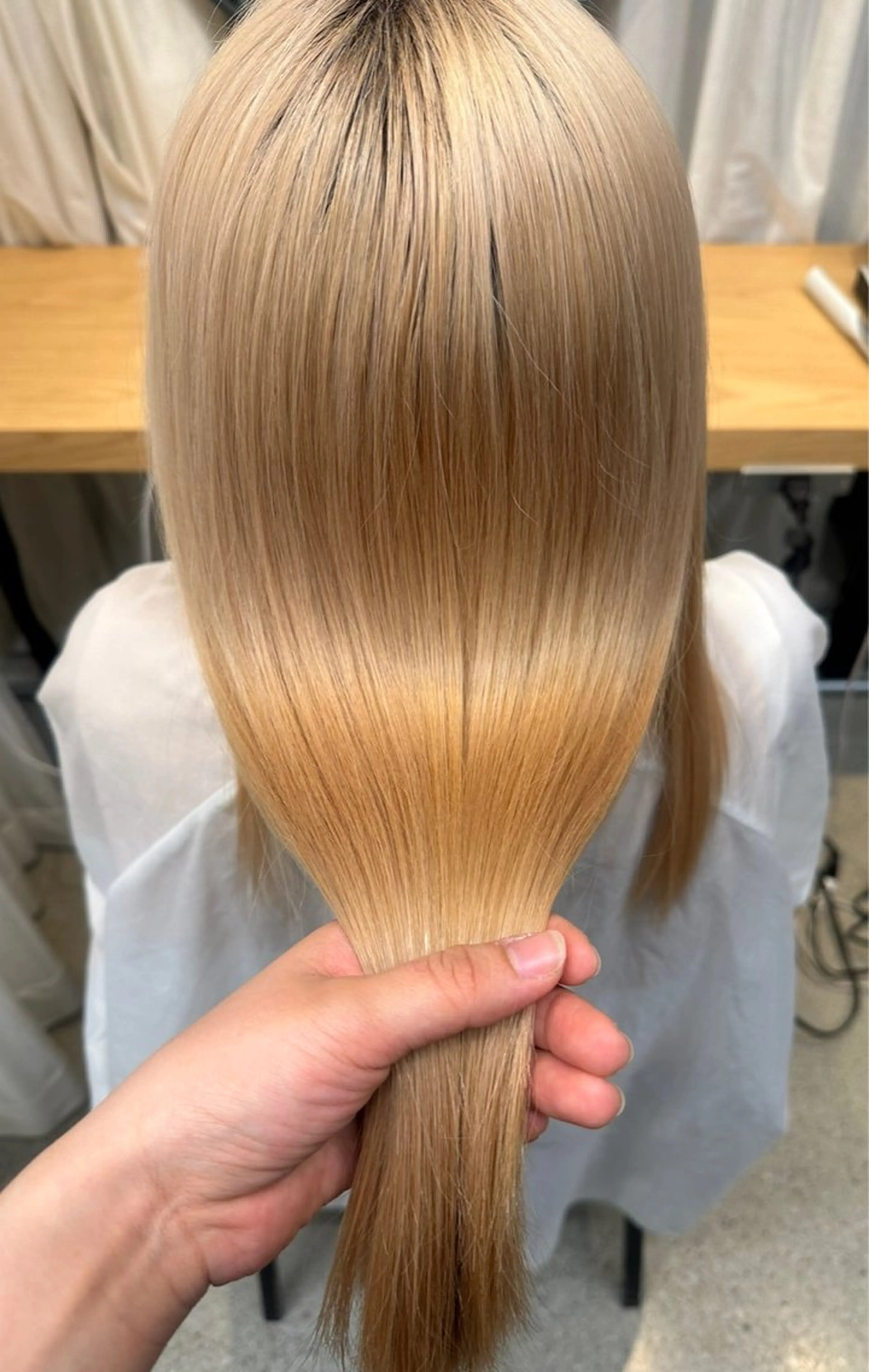 ロング 渡邉 姫奈のヘアスタイル