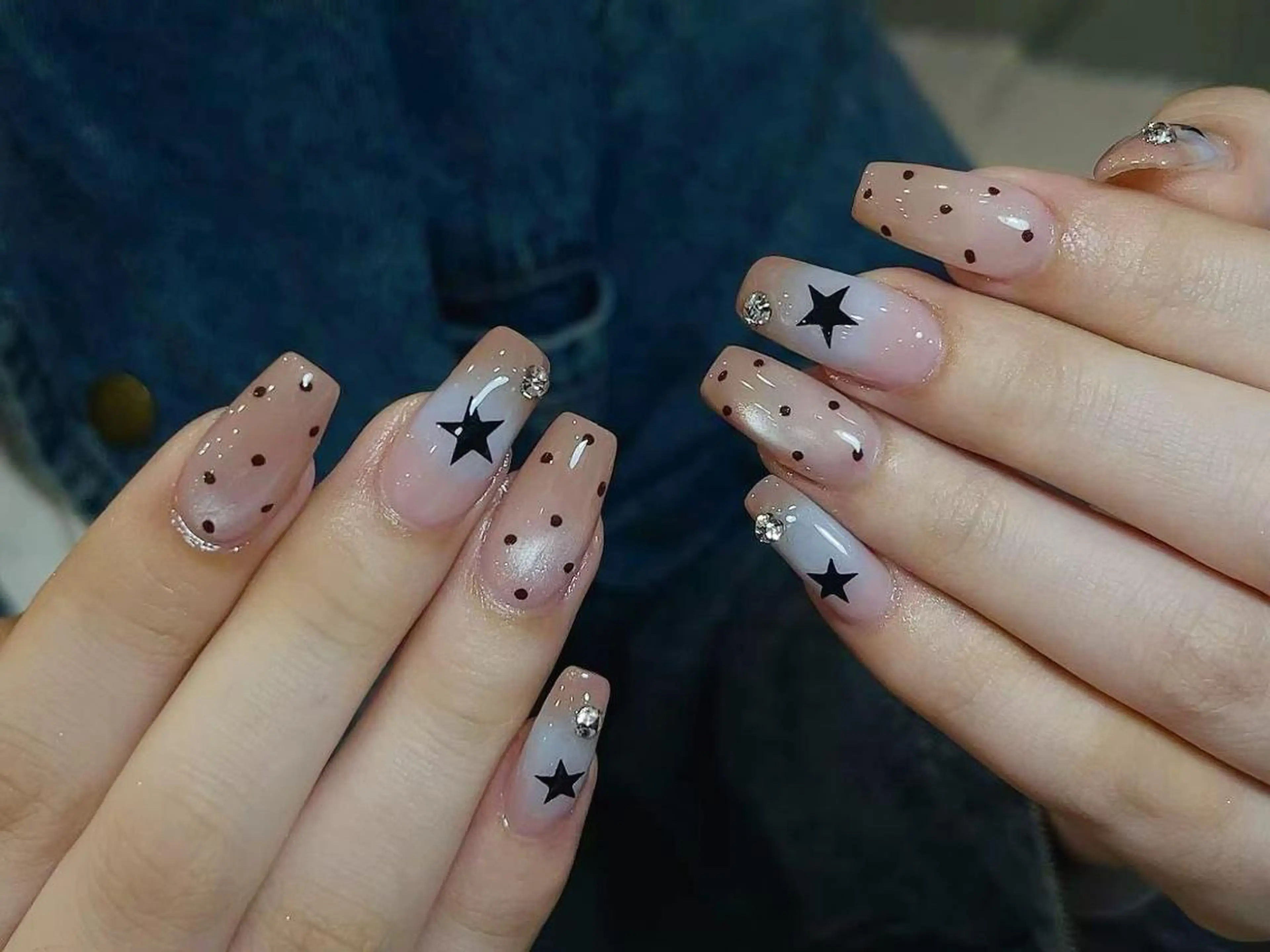 ネイル オーロラネイル べっ甲ネイル フットネイル フレンチネイル ジェルネイル ハンドネイル ユナ 池袋のネイルデザイン