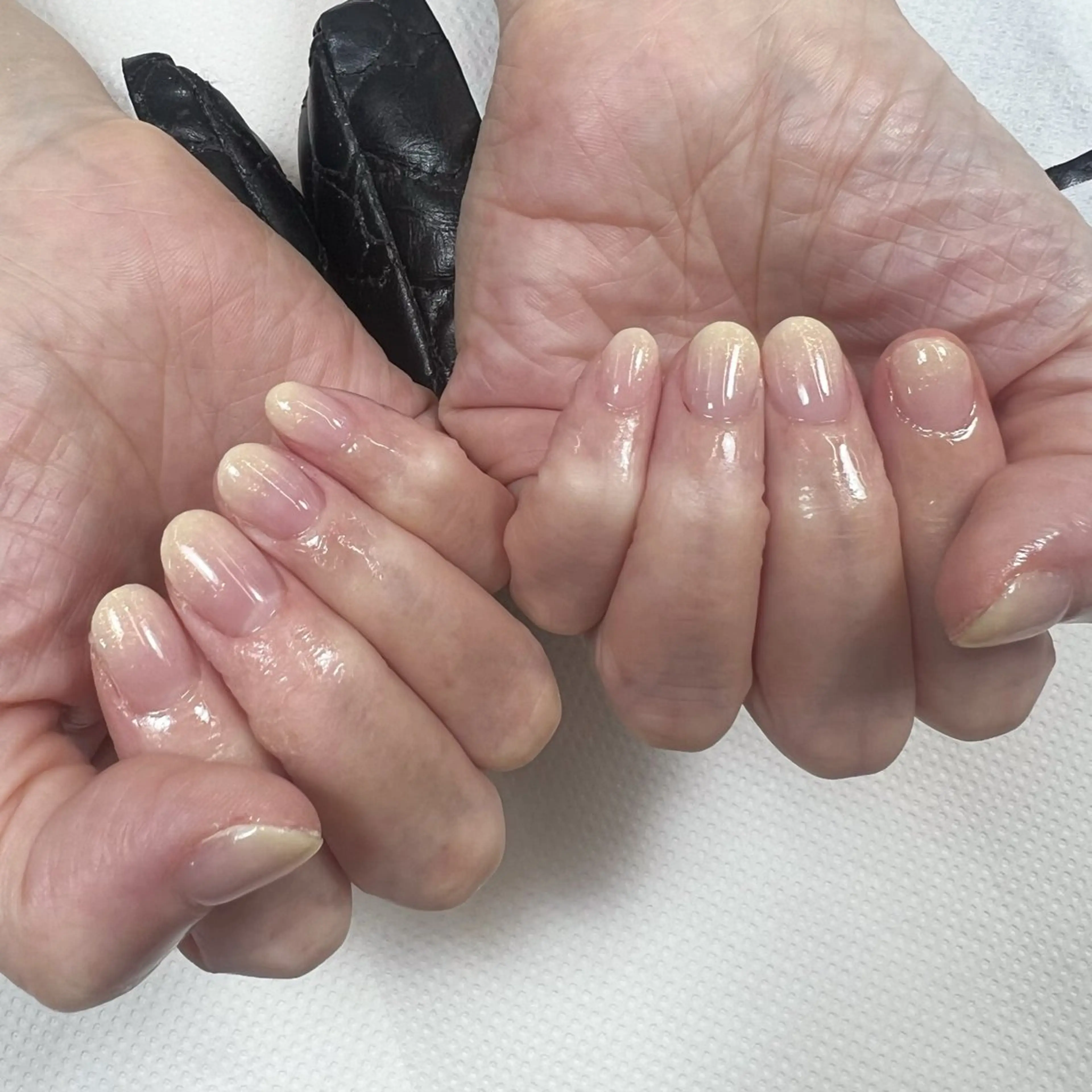 ネイル グラデーション 黄色 ハンドネイル Nishimura Amiのネイルデザイン