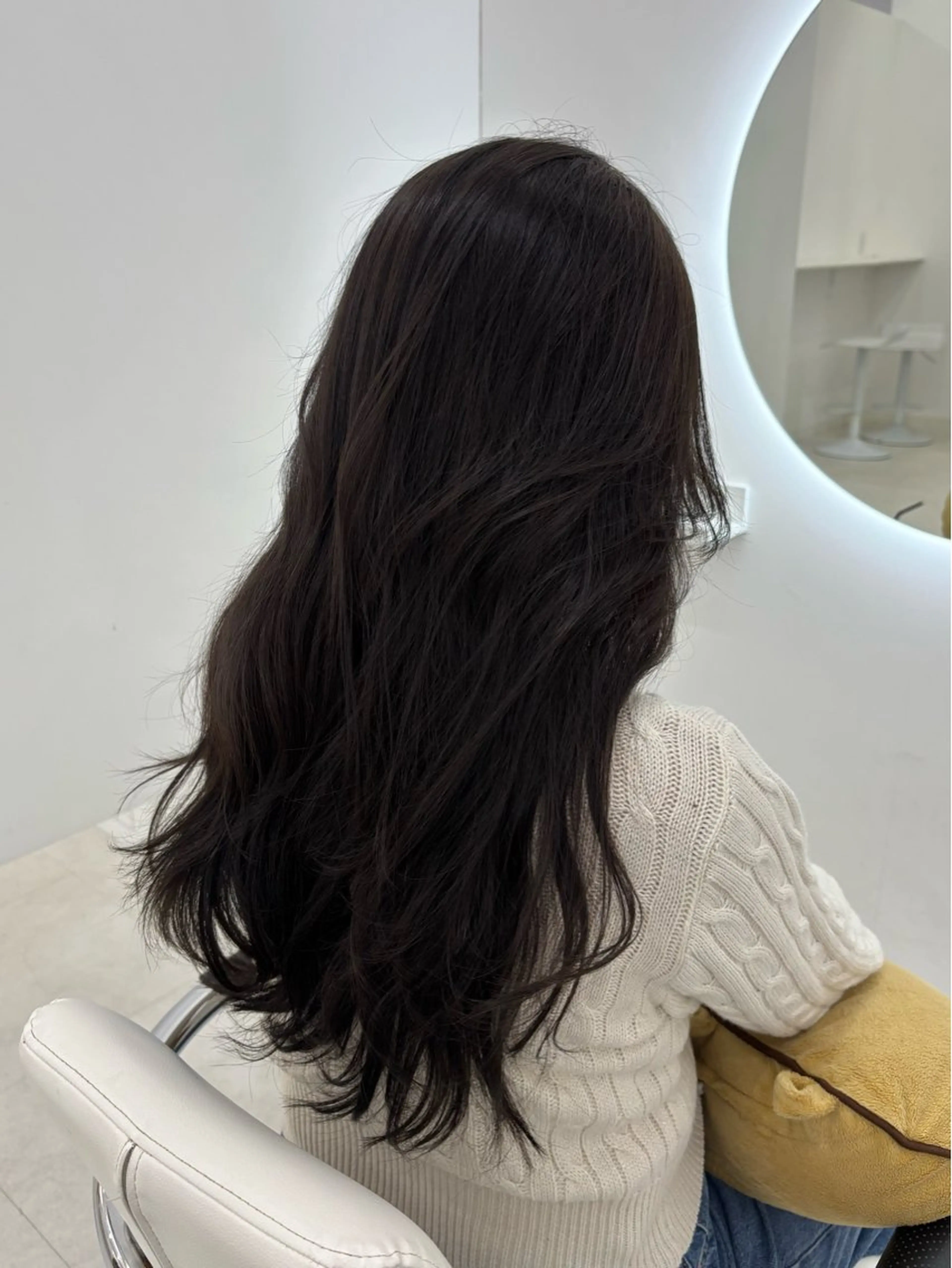 ロング カラー カット ヘアカラー トリートメント 【aini天王寺】 𝐚𝐢𝐫𝐢✂︎のヘアスタイル