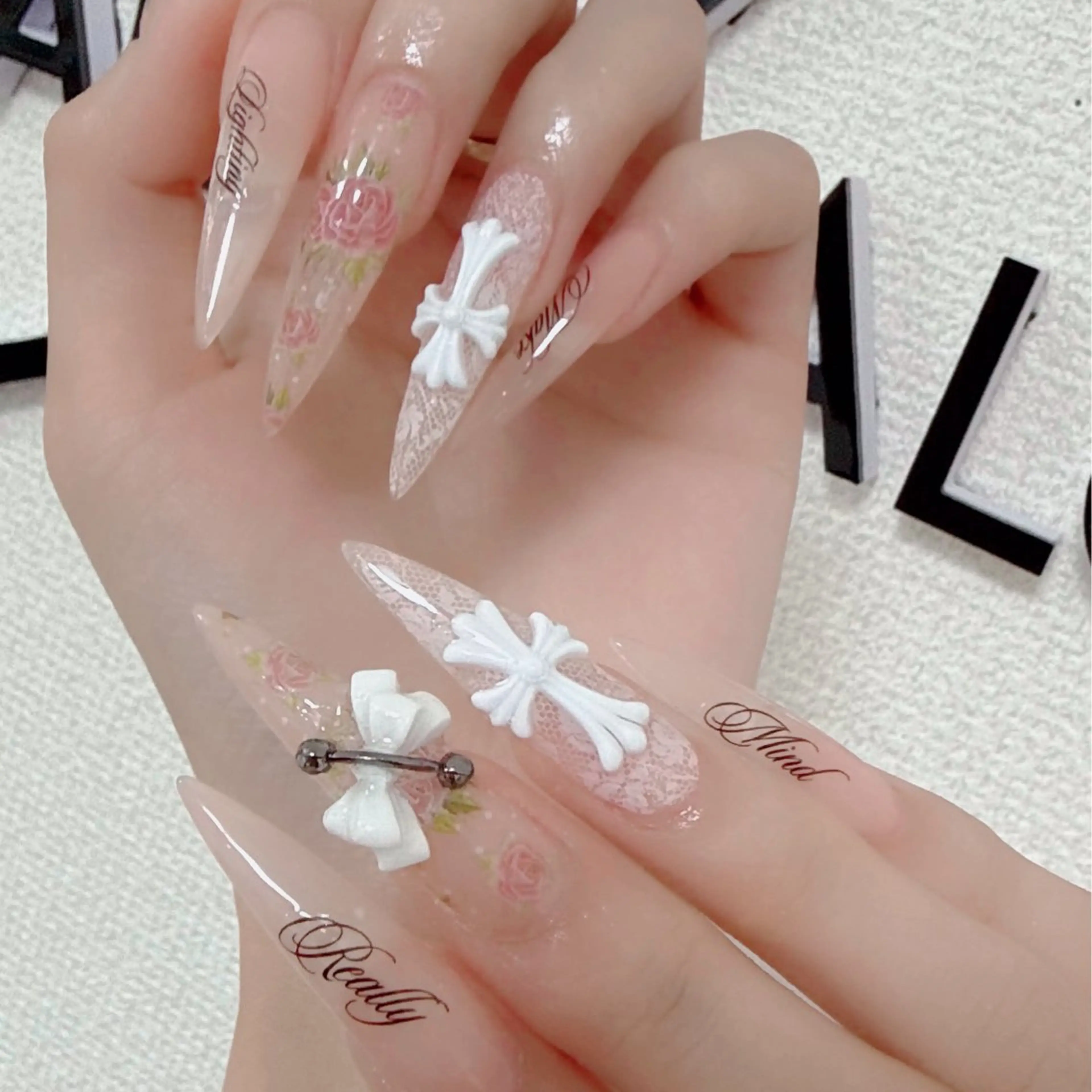 ネイル フットネイル フレンチネイル グラデーション 韓国ネイル ロングネイル ハンドネイル Hani Nail Salonのネイルデザイン