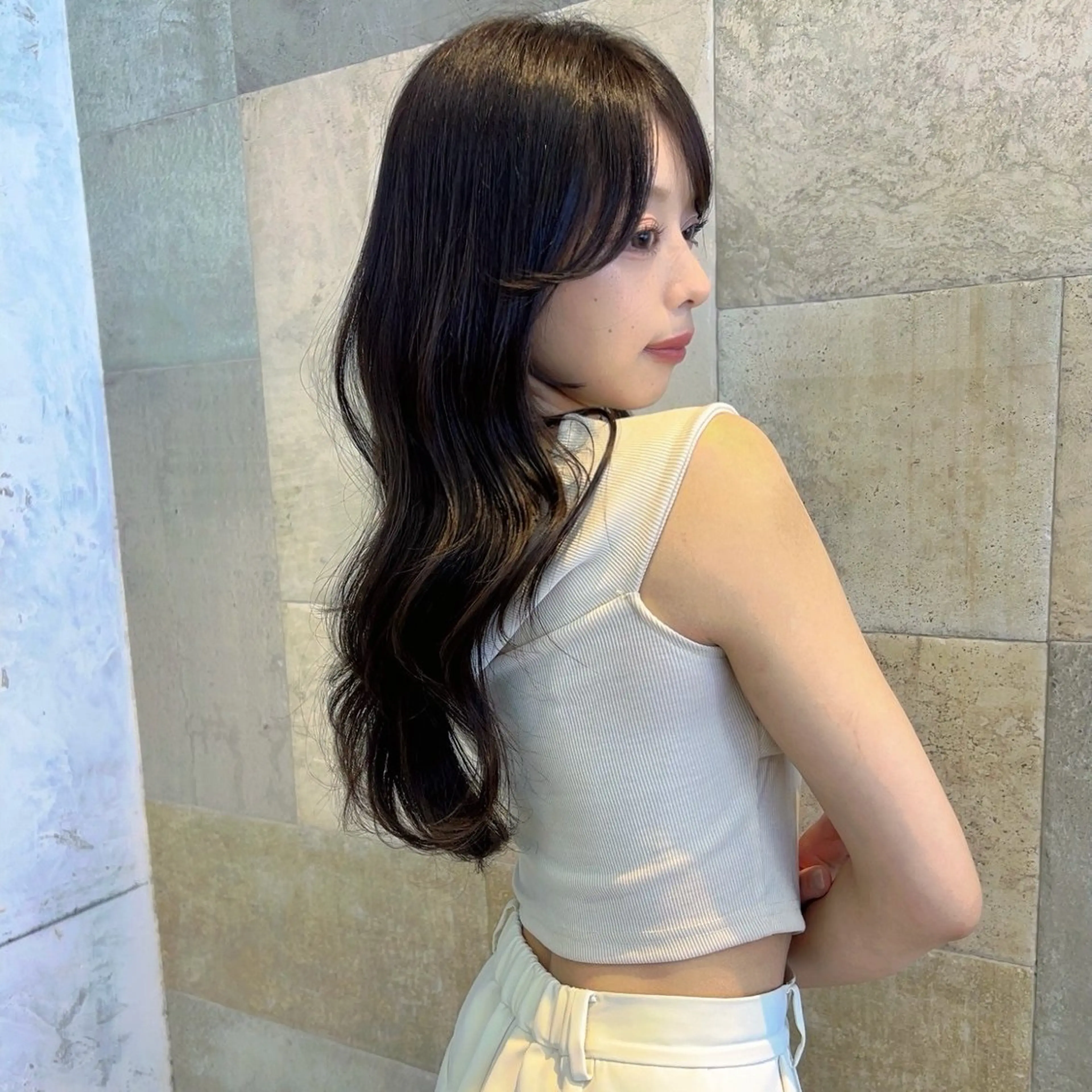 ロング 井口 そらのヘアスタイル