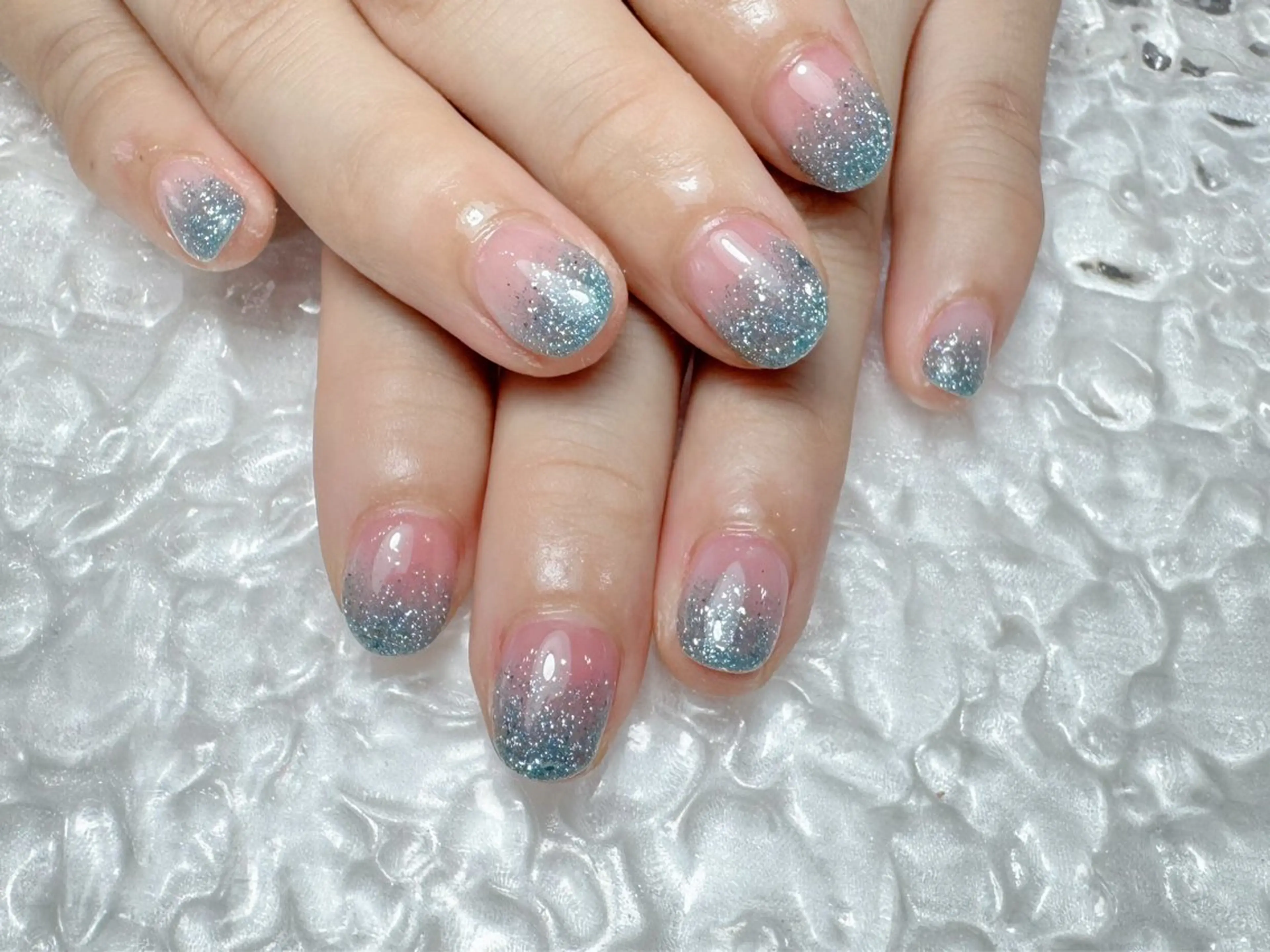 ネイル ハンドネイル マジック ミラーのネイルデザイン