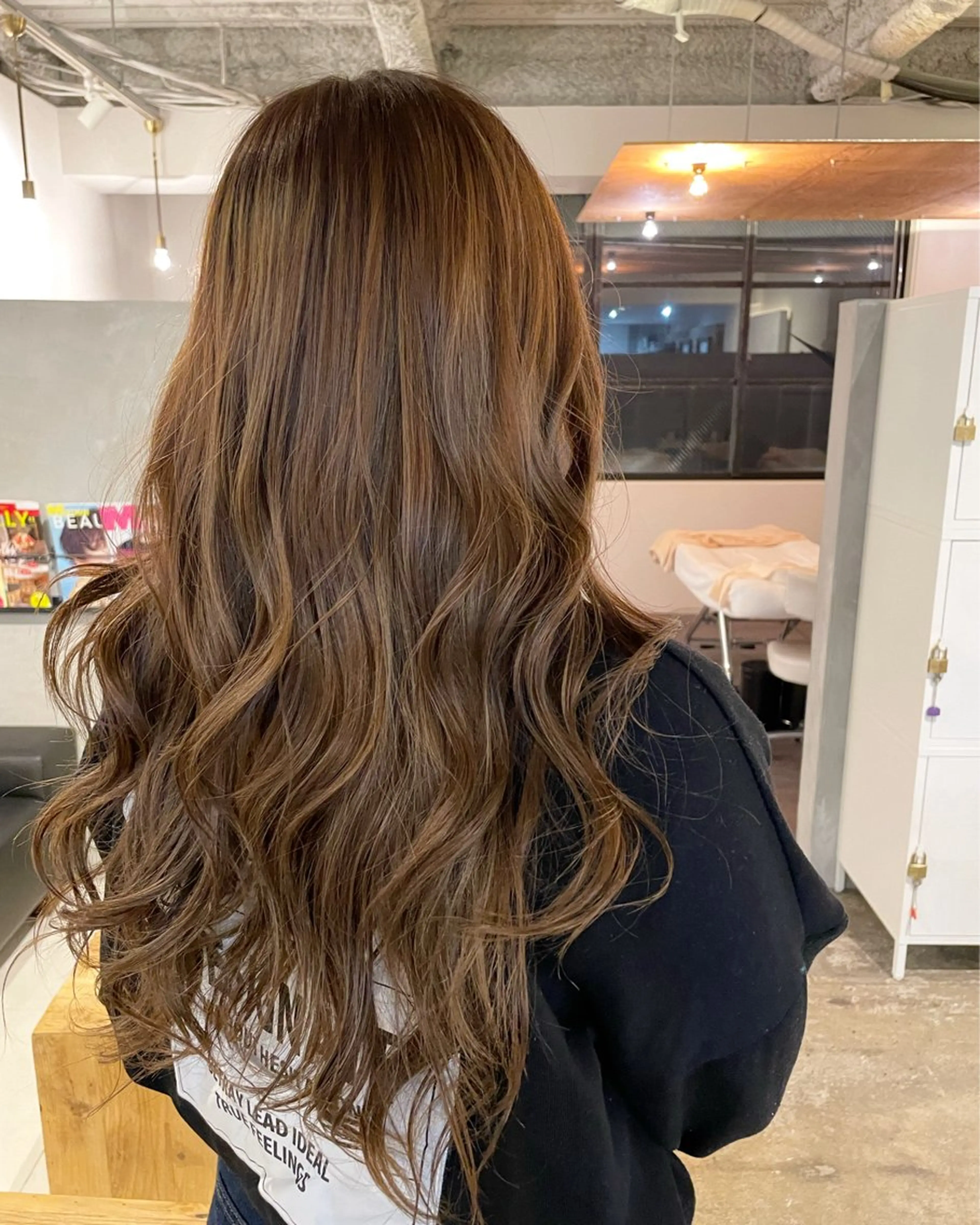 カラー ブラウンカラー ハイライトカラー 宮原 愛果のヘアスタイル