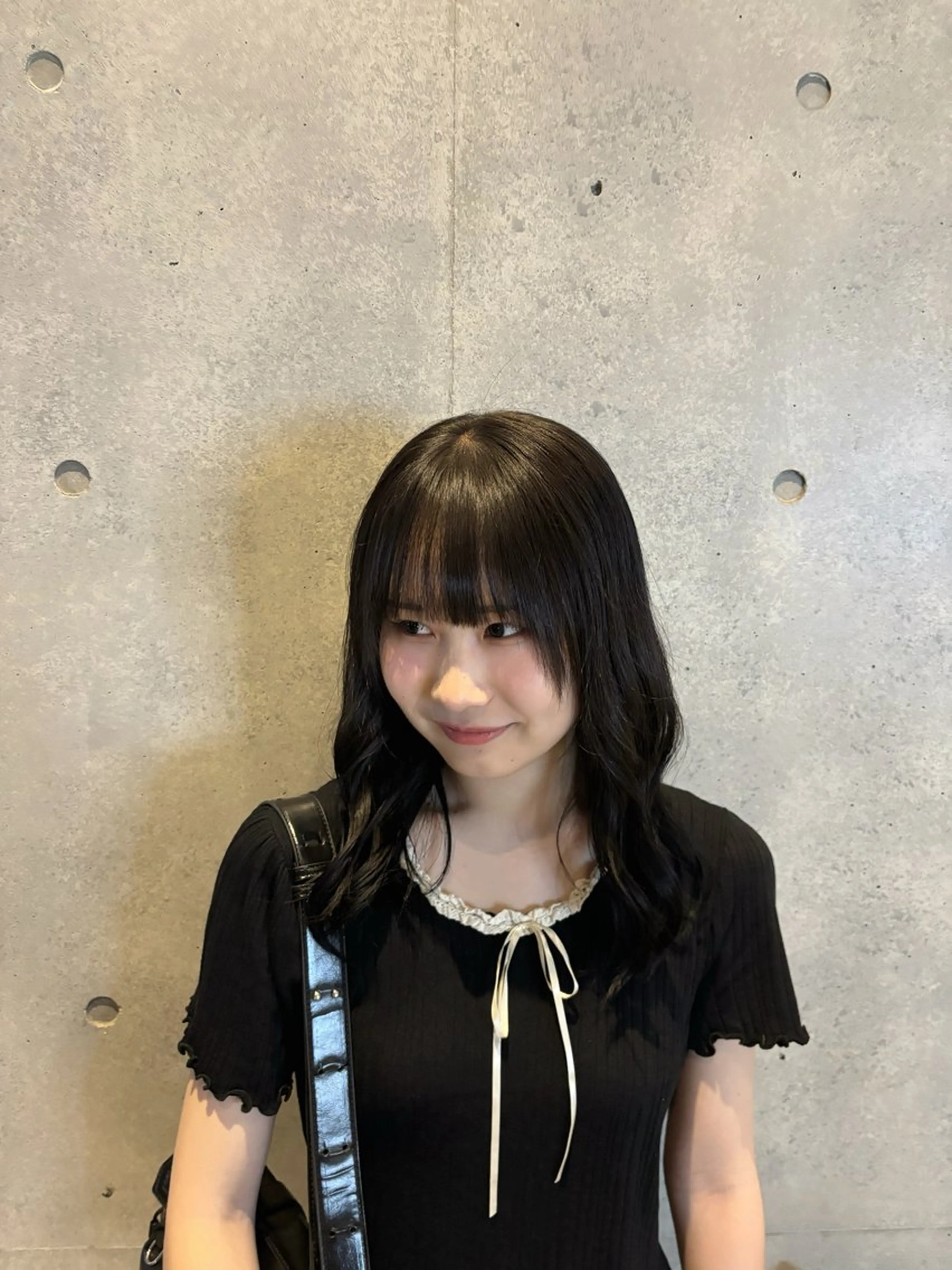 セミロング カラー ヘアカラー トリートメント 一目惚れ艶ハイトーン バンド/しほのヘアスタイル