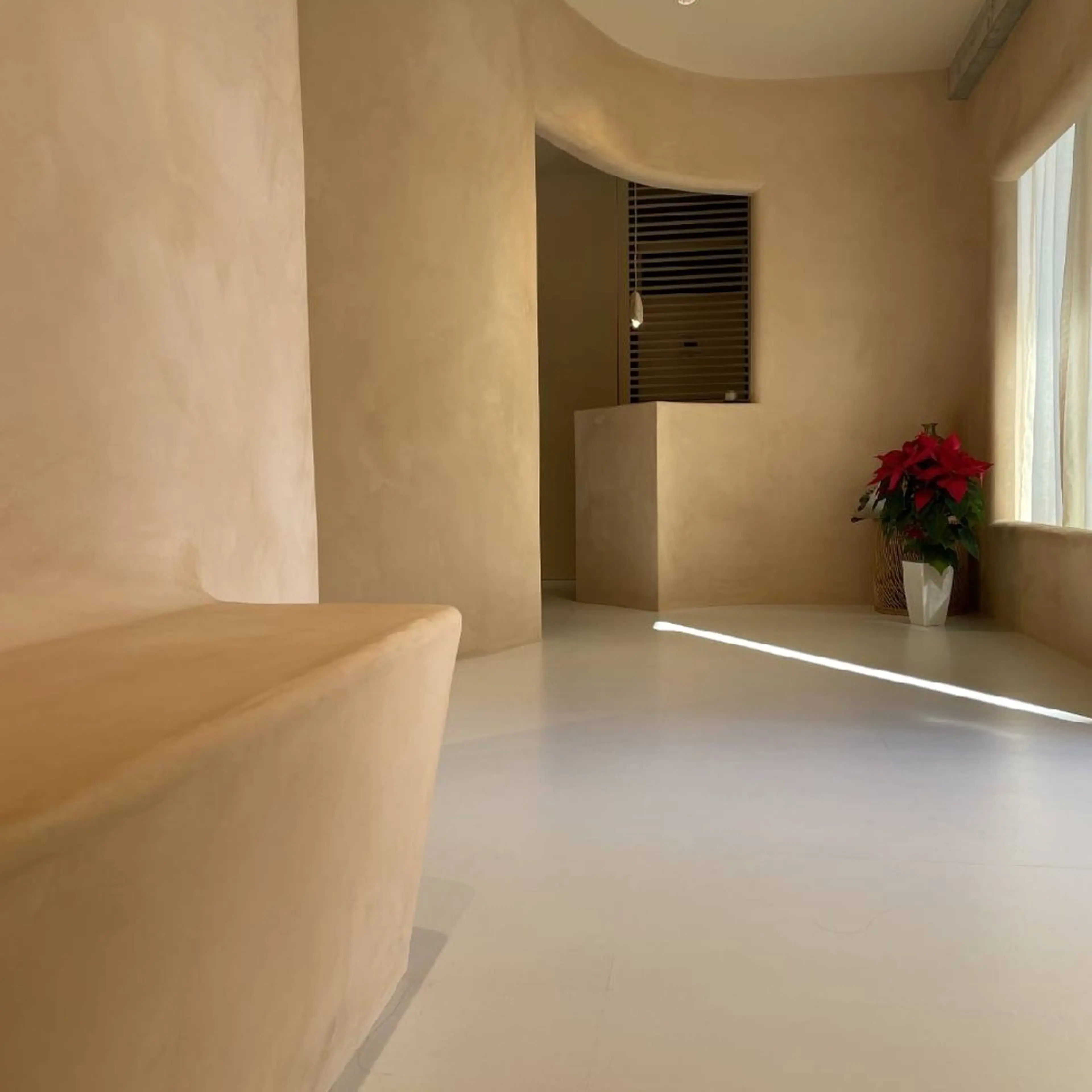 川原田麻衣【薬院/平 尾/高宮】透明感🫧のヘアスタイル