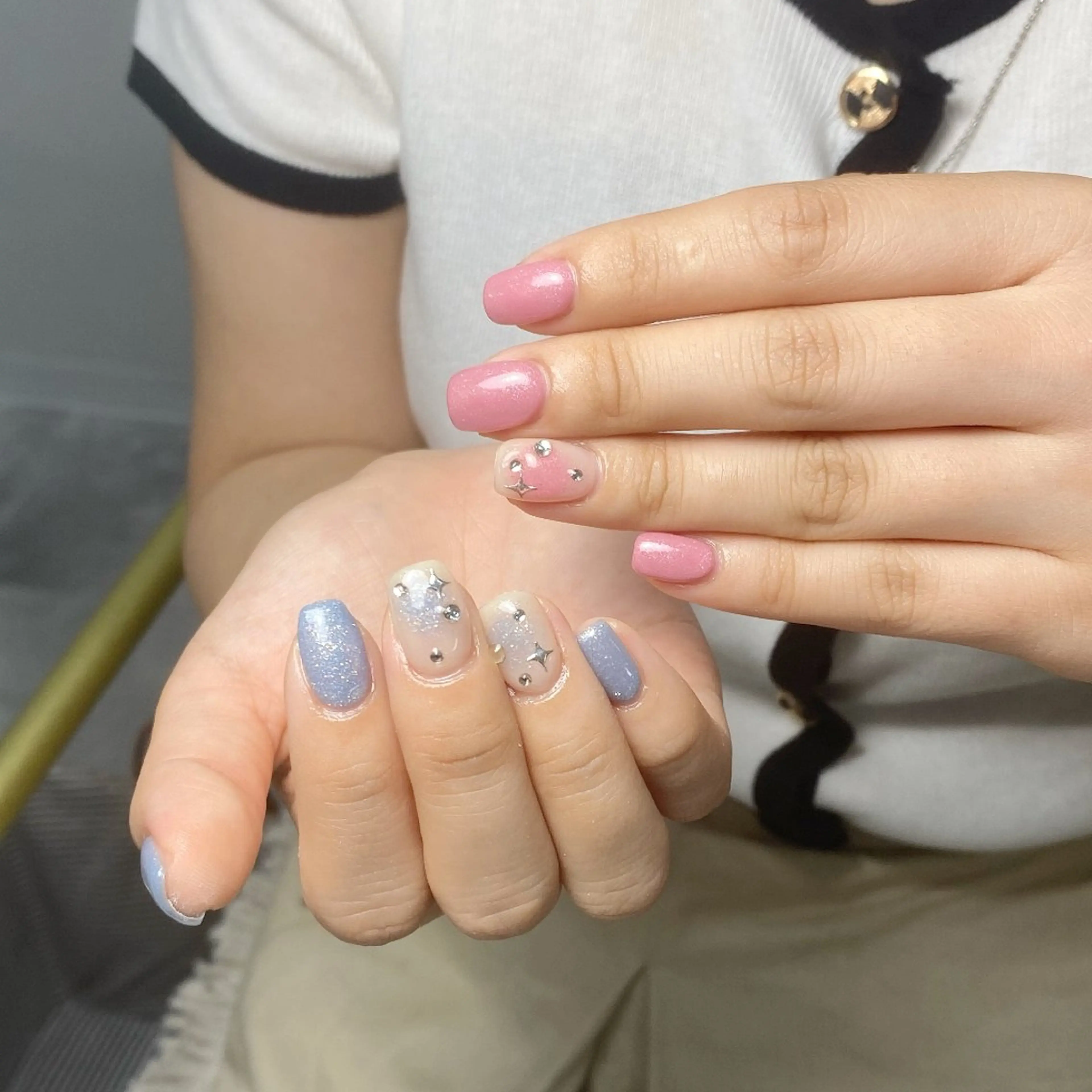 ネイル アートネイル フラワーネイル フットネイル ジェルネイル ガーリー ハンドネイル UM Nail Salonのネイルデザイン