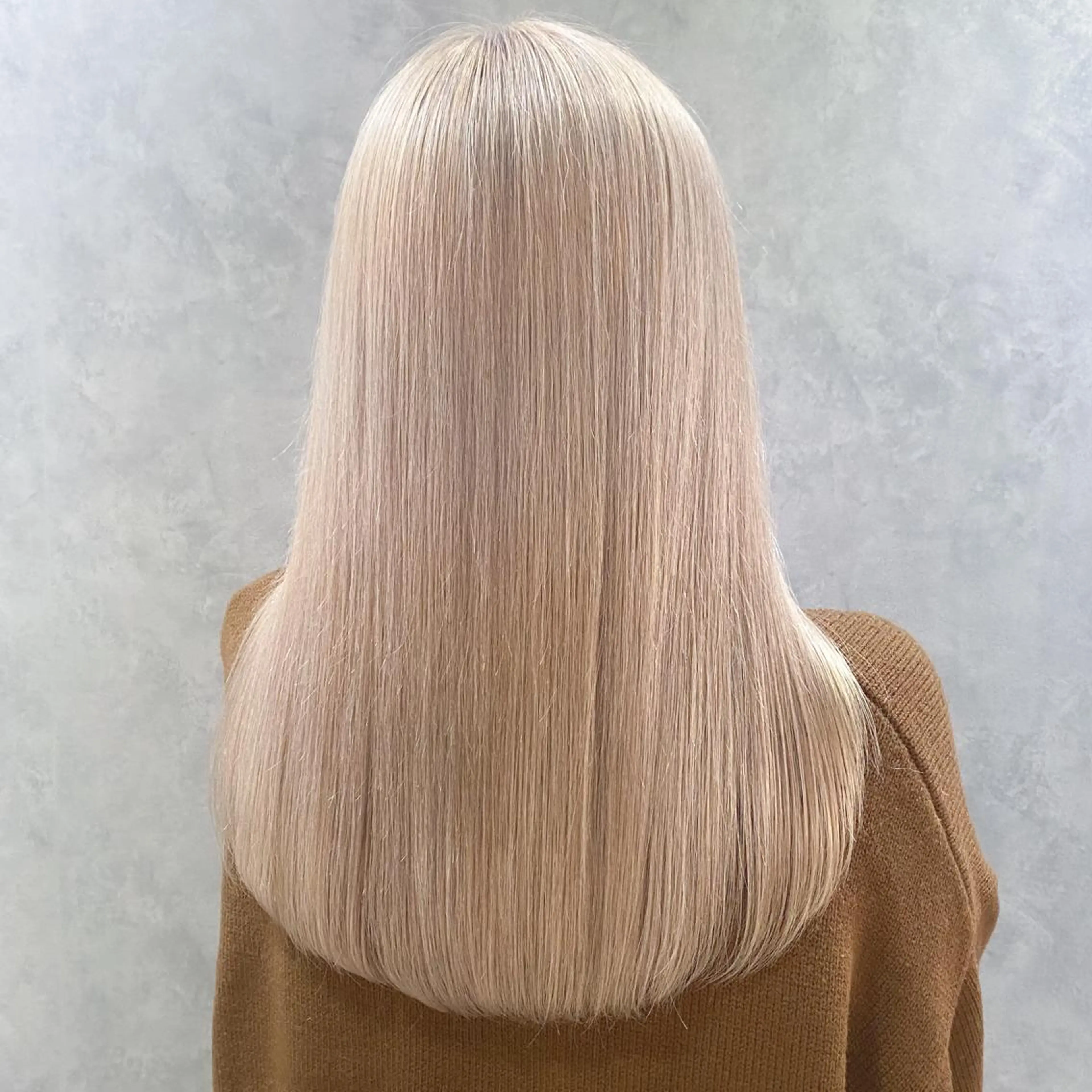 【髪質改善✨️】酸性ストレート+似合わせカット+2stepトリートメント 12900の写真