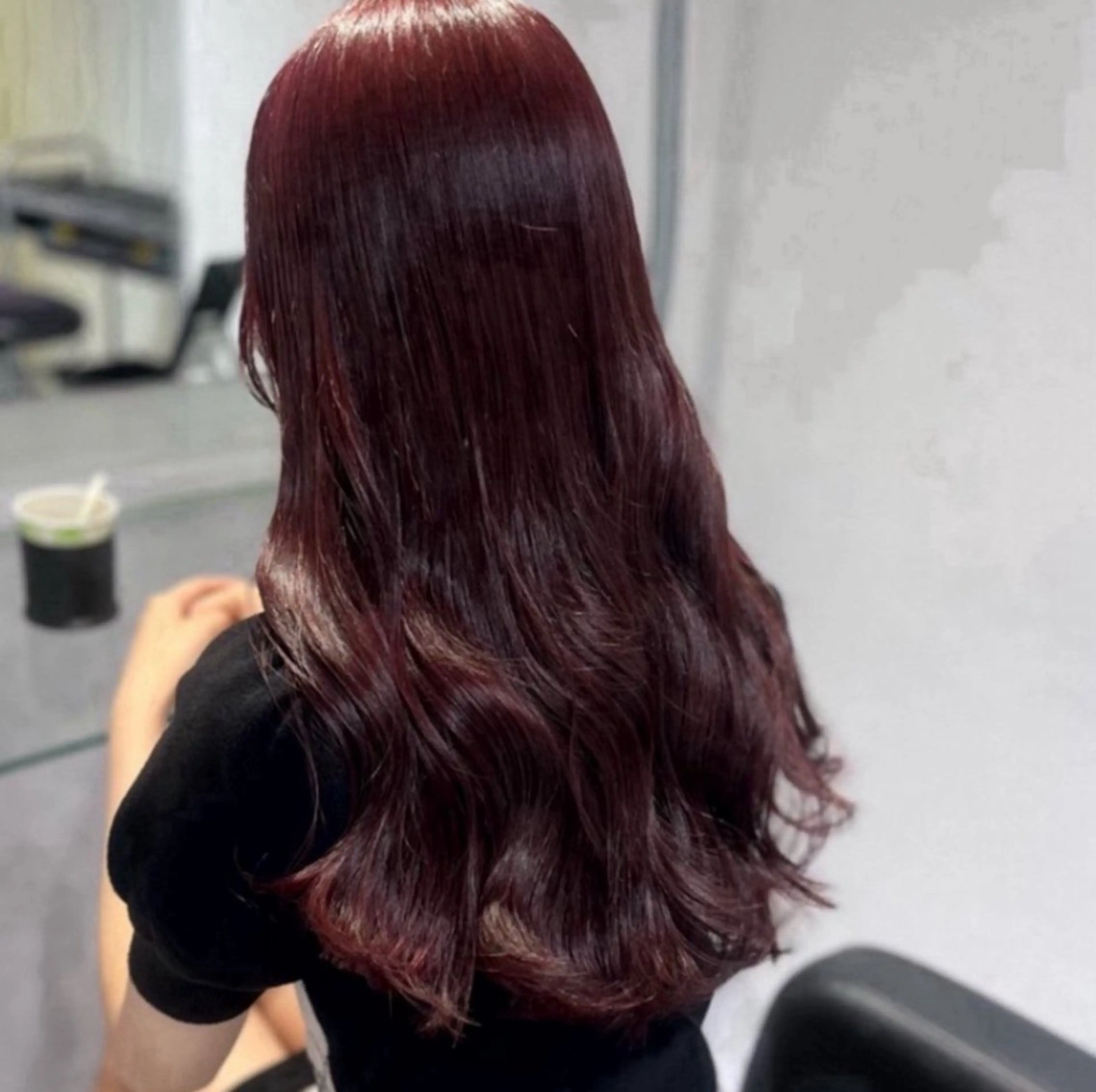 ロング カラー 🫧うる艶トレンド 🫧透明感カラーのヘアスタイル