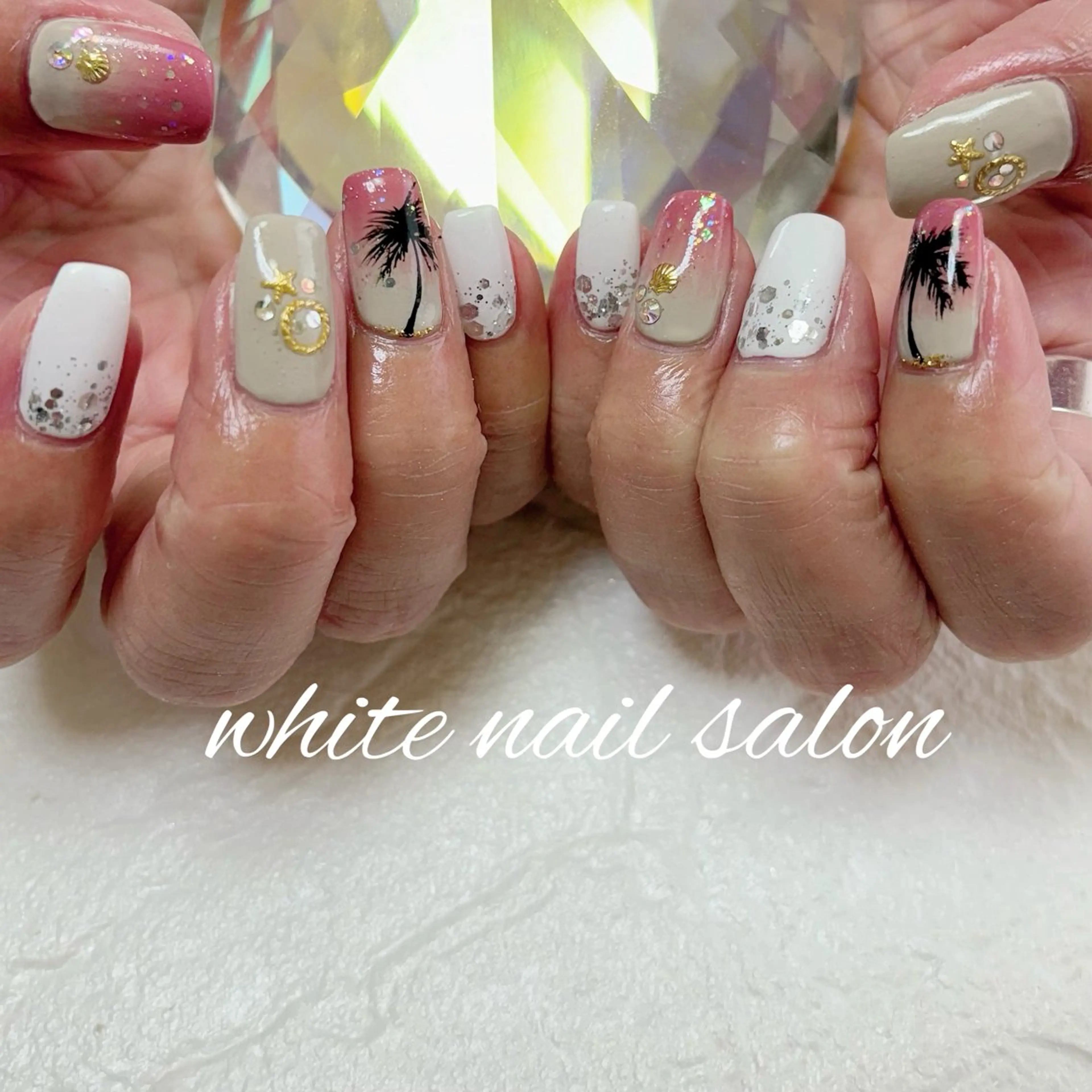ネイル ホワイト ハンドネイル white nail salonのネイルデザイン