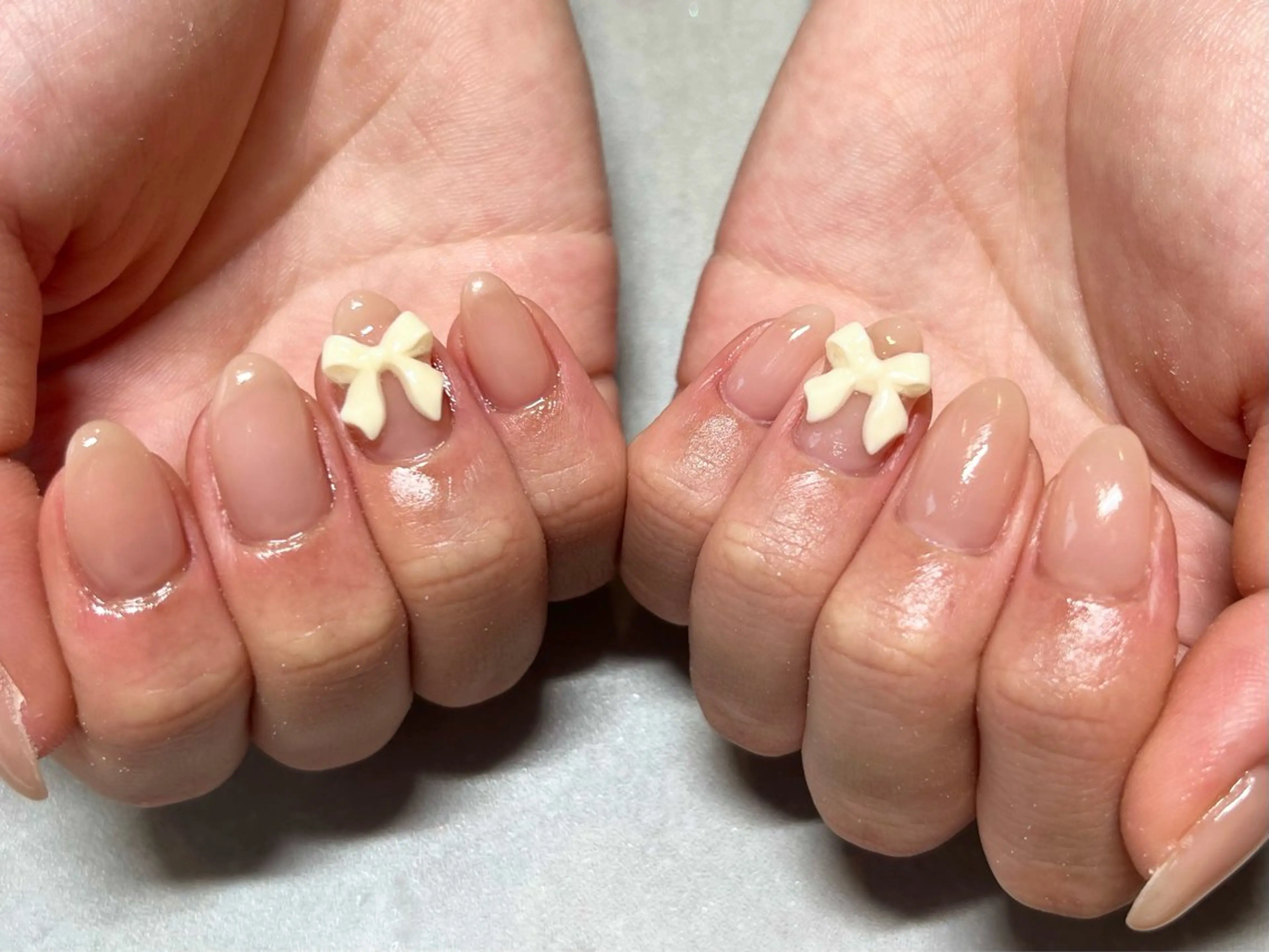 ネイル リボン 🫧ちゅるん/韓国 Ayano𓈒🎀のネイルデザイン