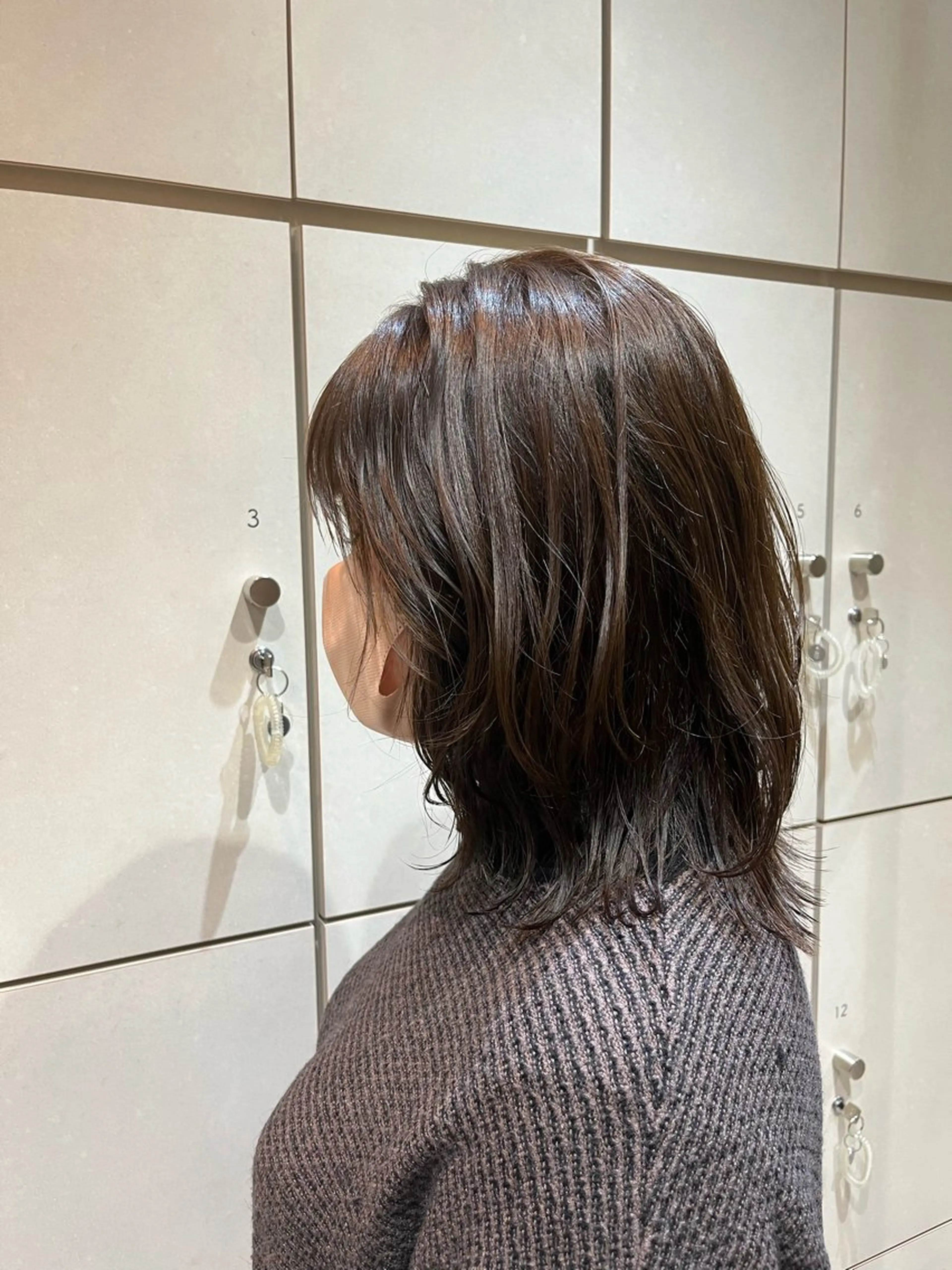 ミディアム カラー ミディアムパーマ イルミナカラー 顔まわりレイヤー 顔周りカット レイヤーカット ボブ/ショート/金田 夏葵のヘアスタイル