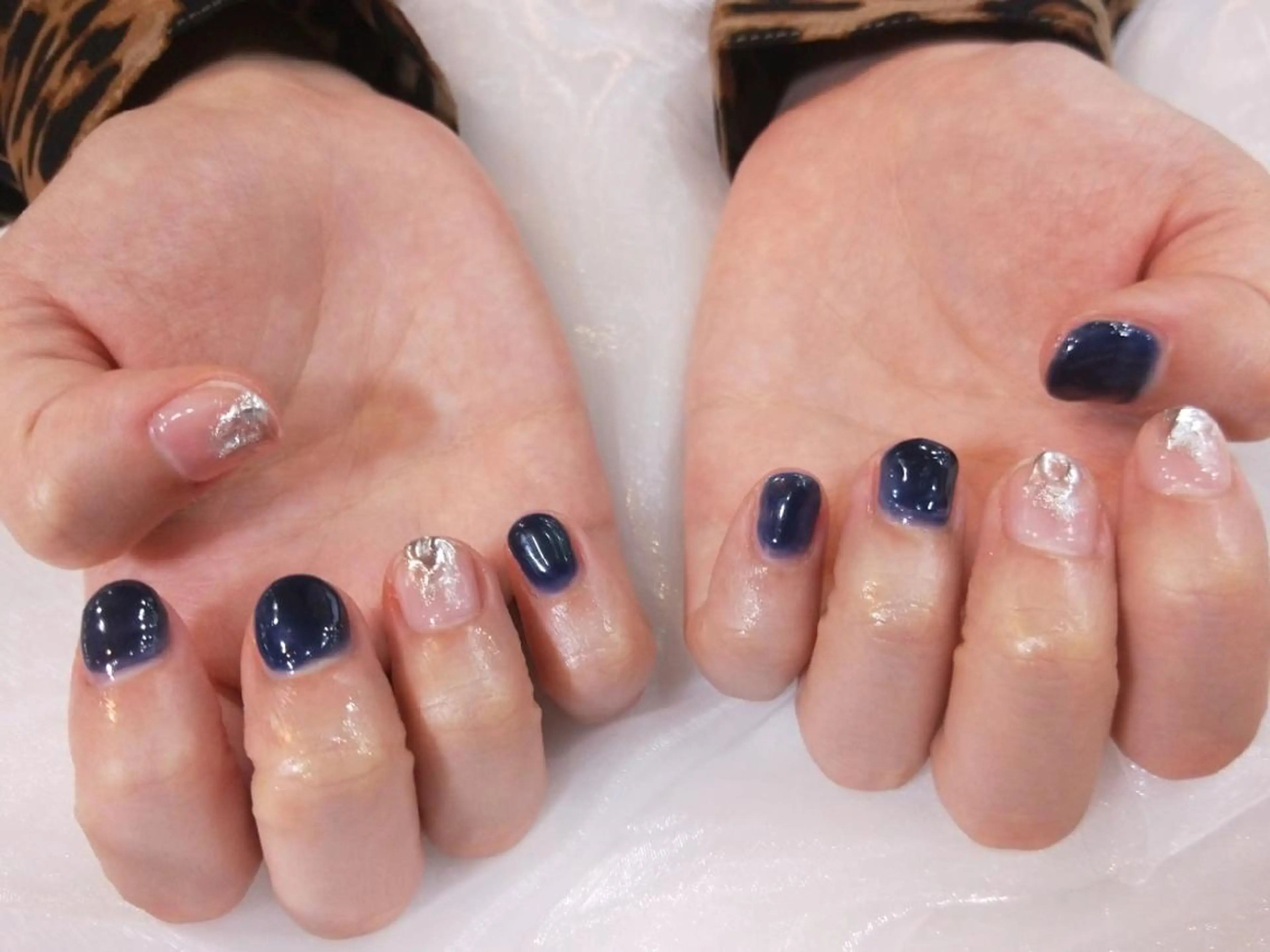 ネイル ハンドネイル ハンドケア R'well所属・はばすみれ🎀ﾈｲﾙ 光ﾌｪｲｼｬﾙ ﾍｱのネイルデザイン